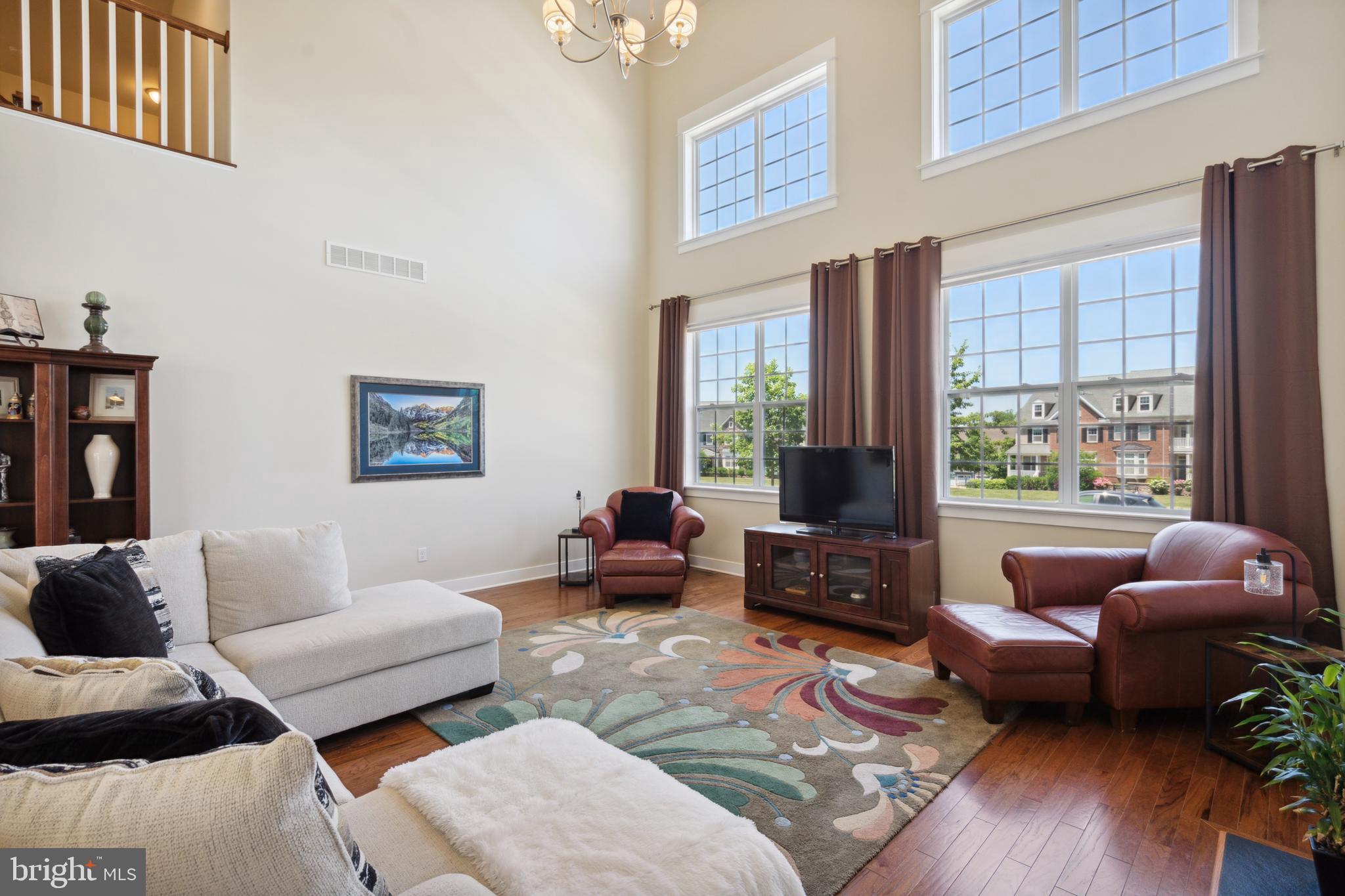 SPRING OAK - Residential