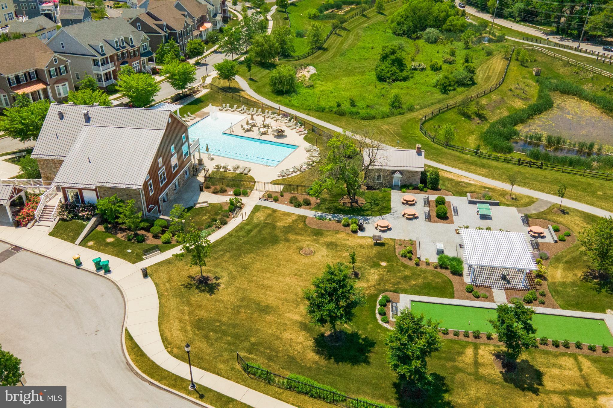 SPRING OAK - Residential