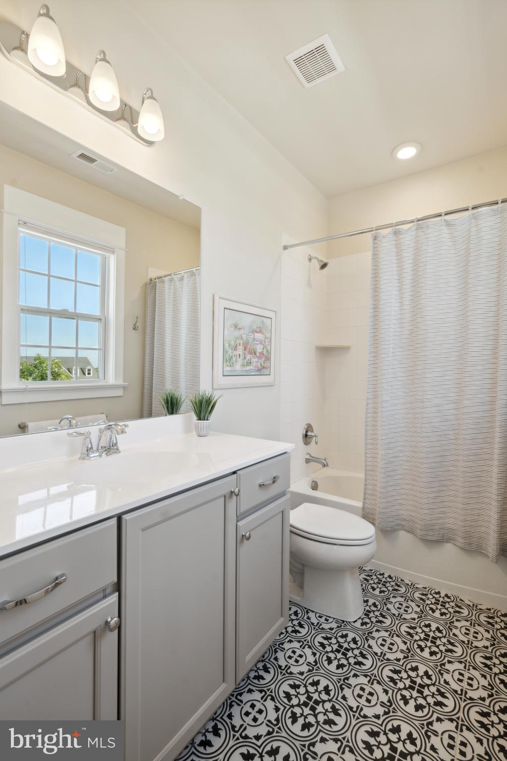 SPRING OAK - Residential