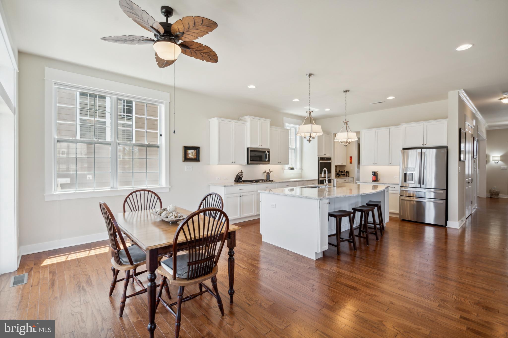 SPRING OAK - Residential