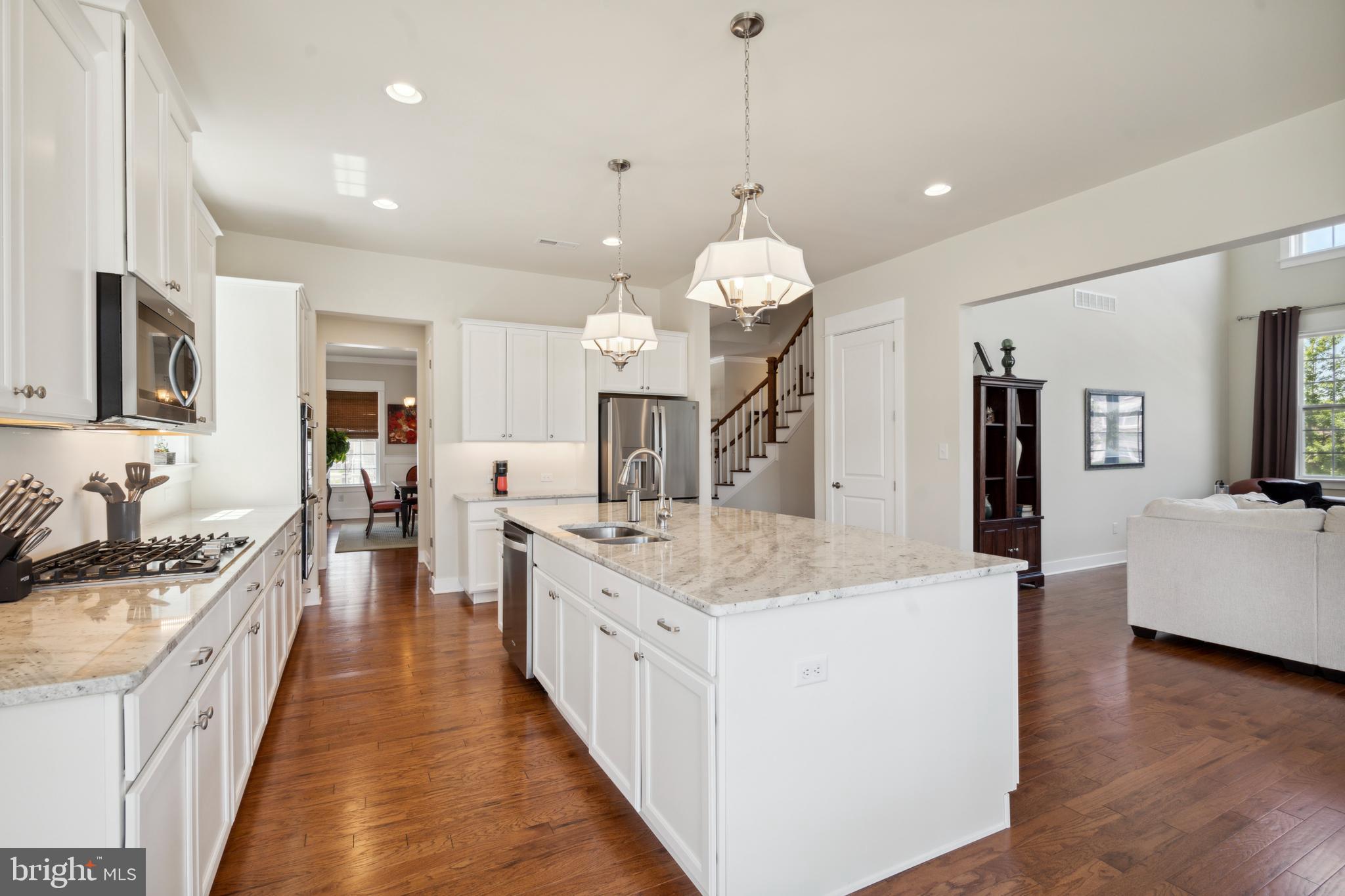 SPRING OAK - Residential