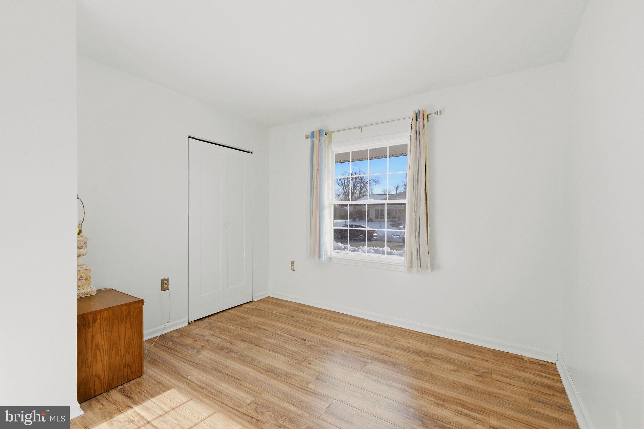 STERLING - Residential