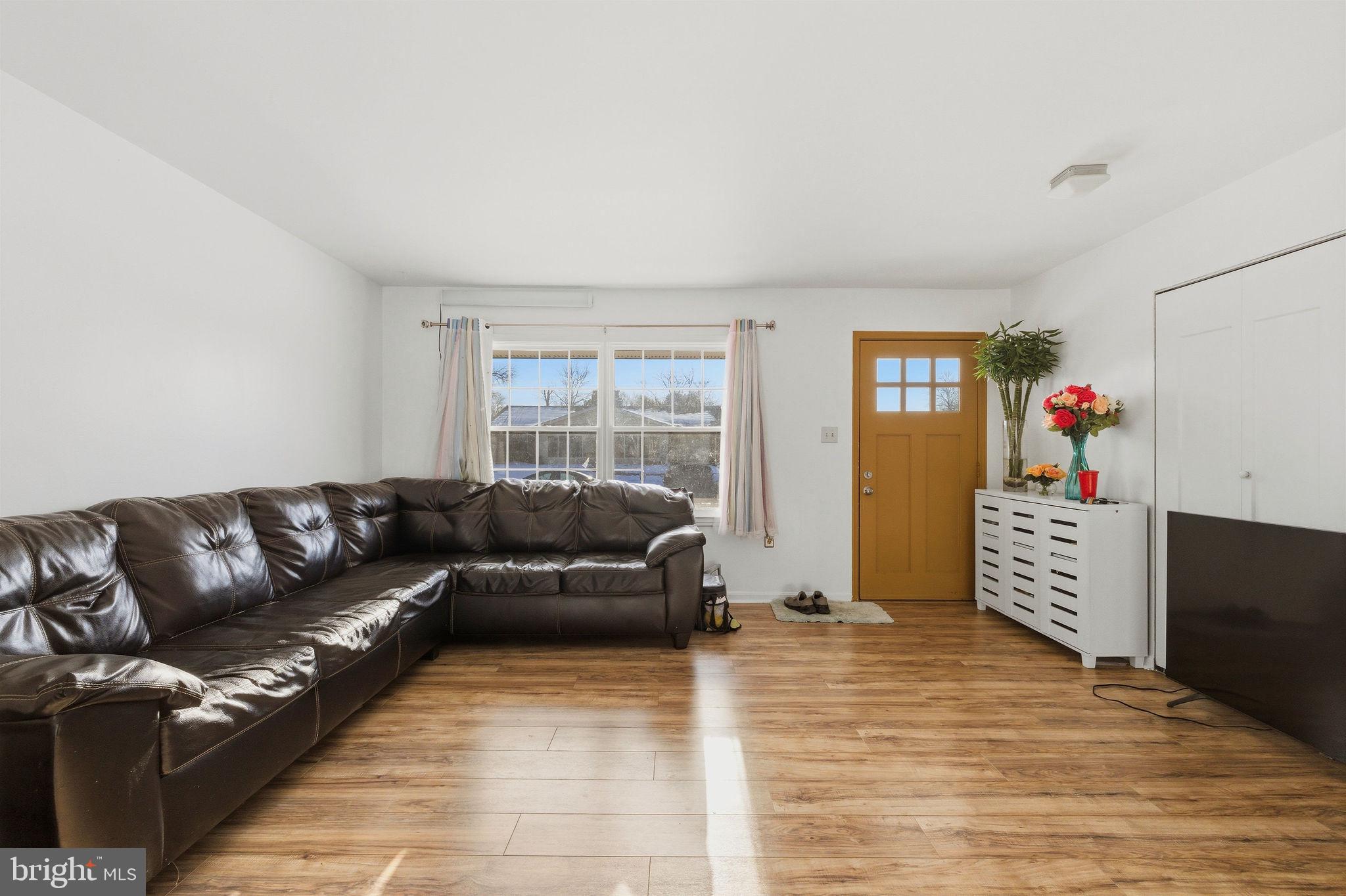 STERLING - Residential