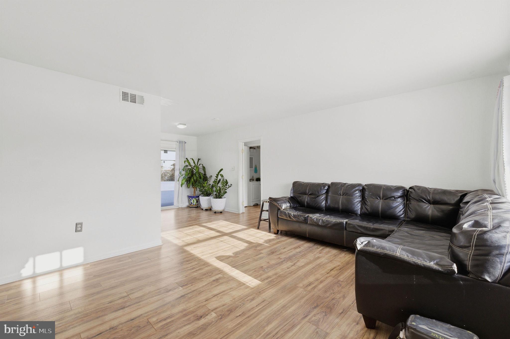 STERLING - Residential