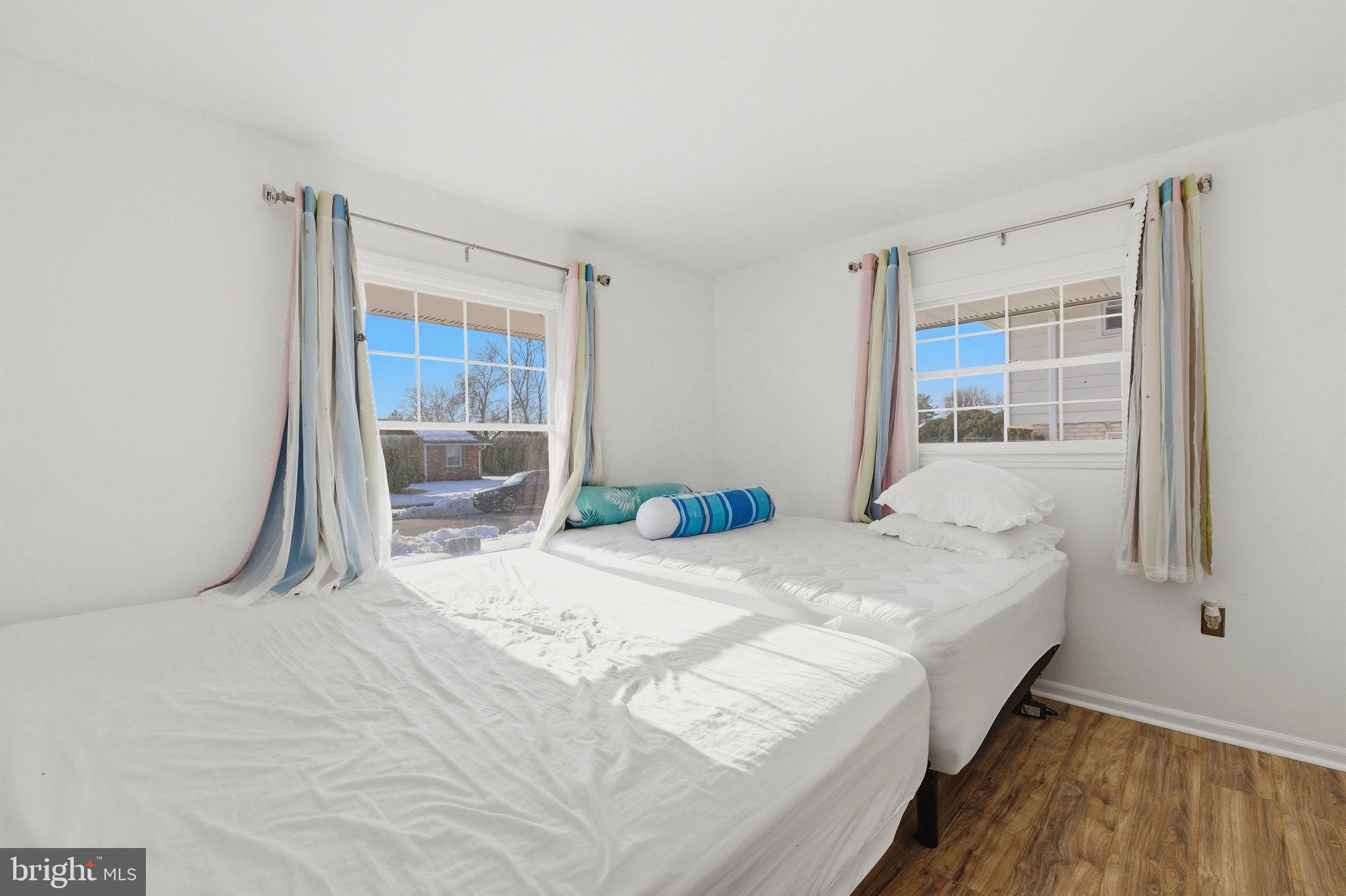 STERLING - Residential