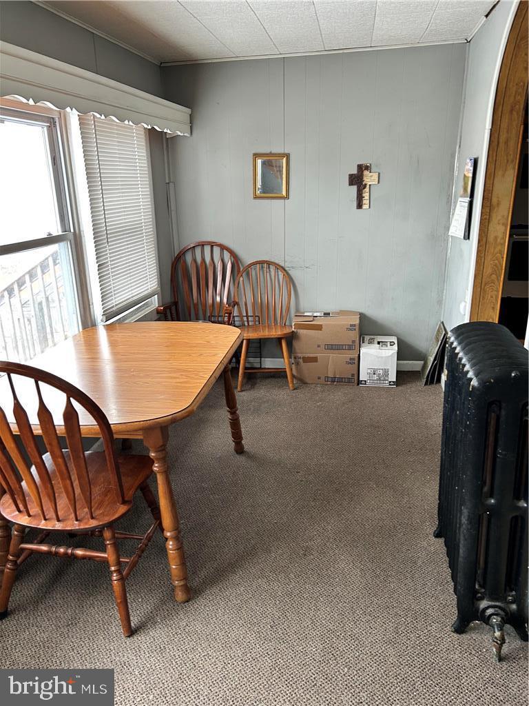 EAST END - Residential