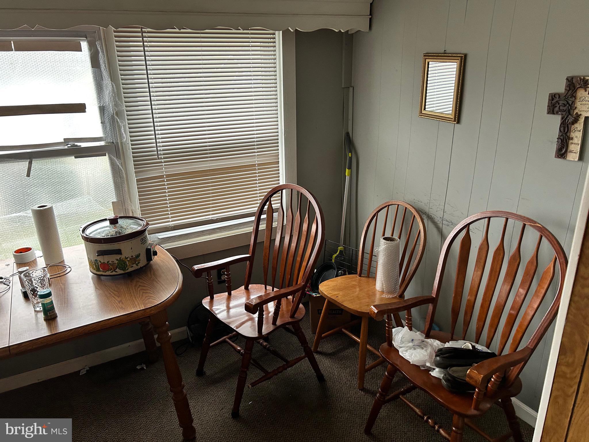 EAST END - Residential