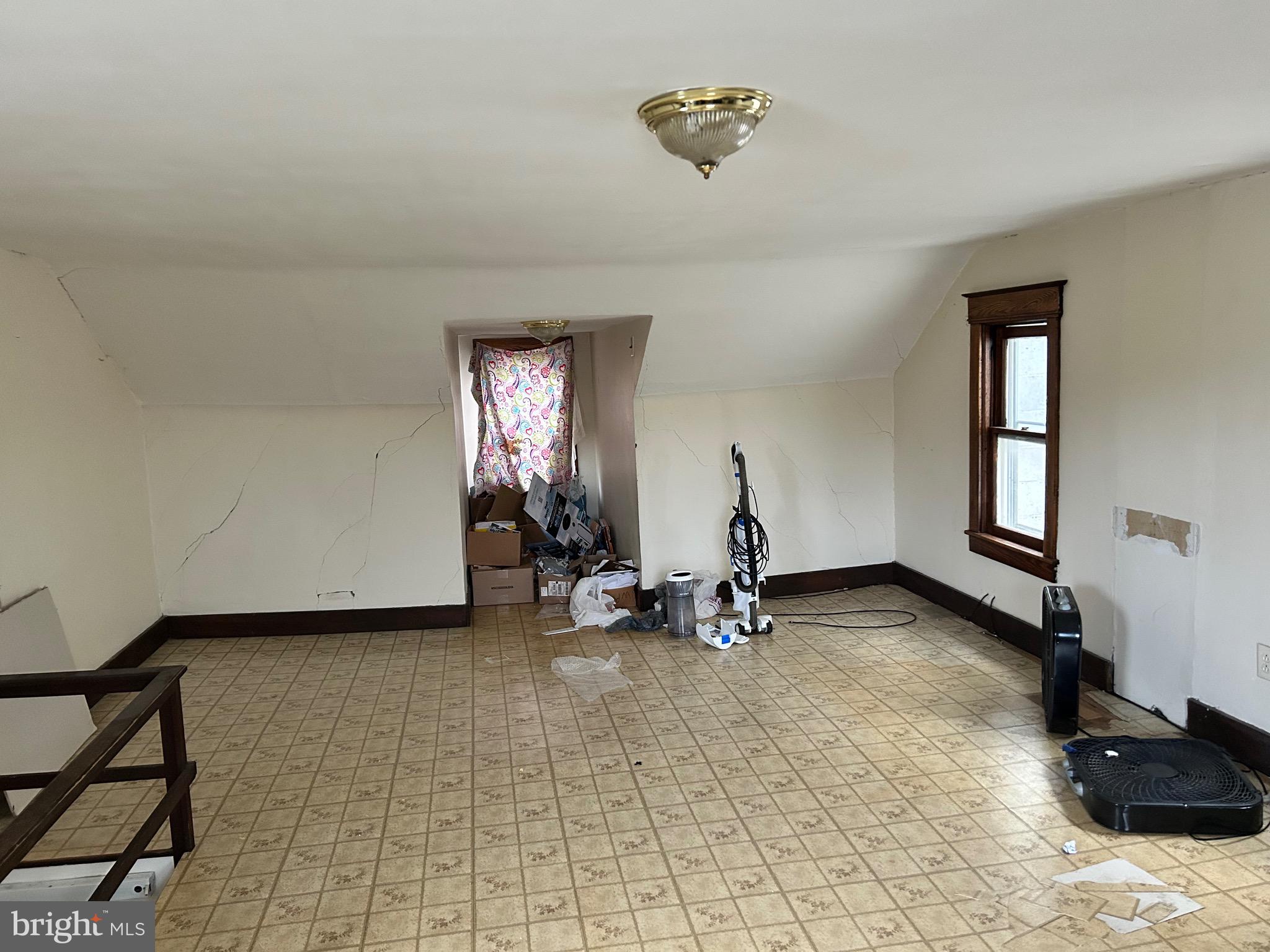 EAST END - Residential