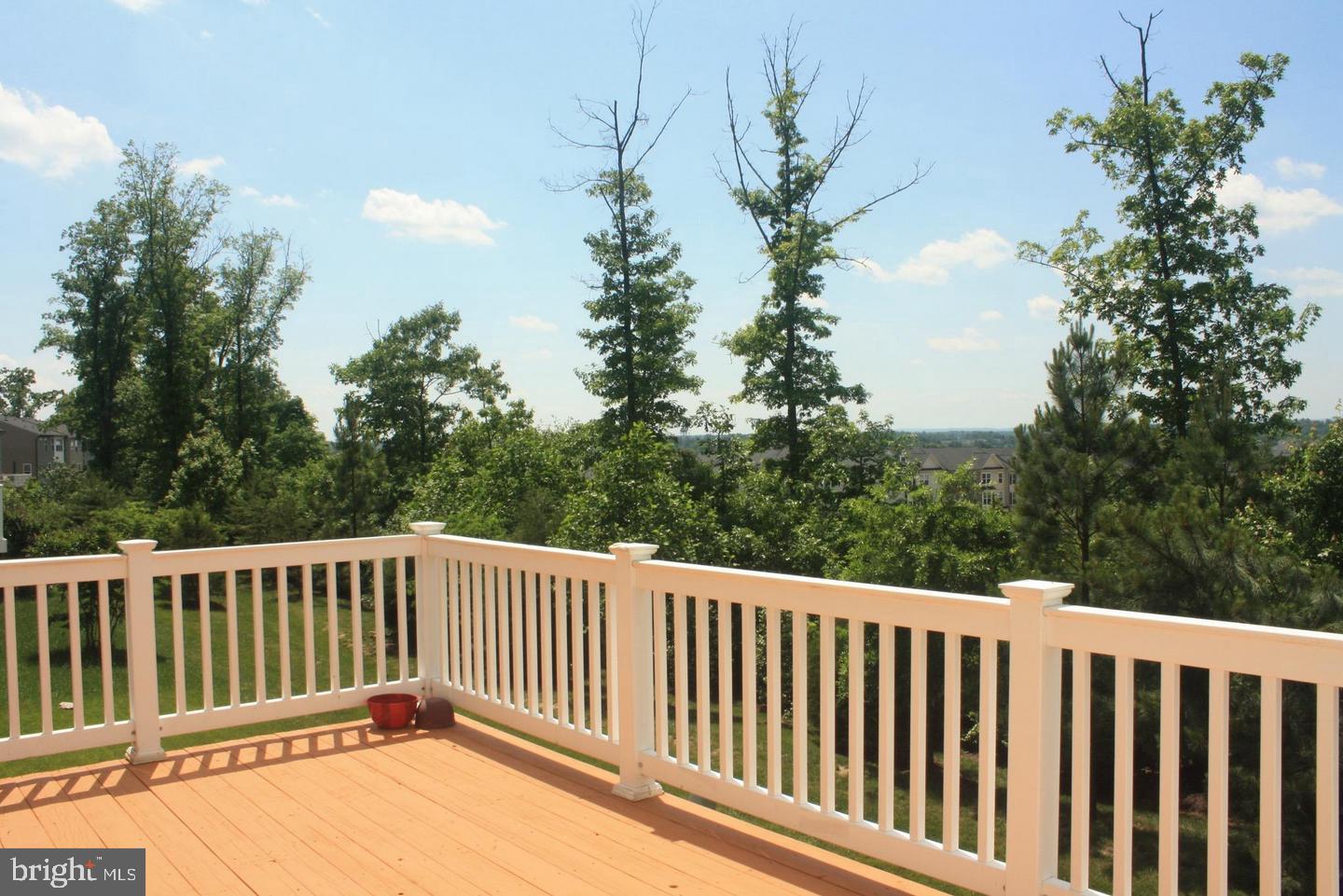 DAWKINS RIDGE - Residential Lease