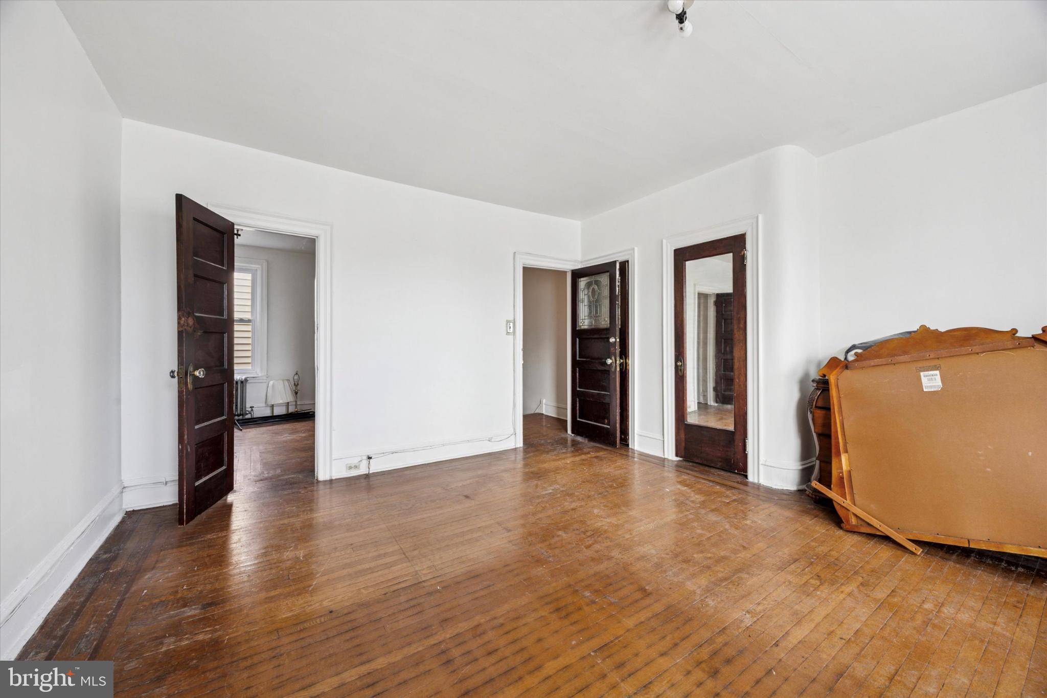 COBBS CREEK - Residential