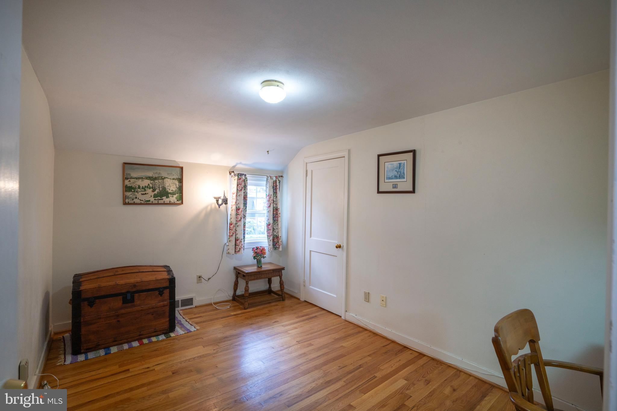 COLLEGE HEIGHTS - Residential