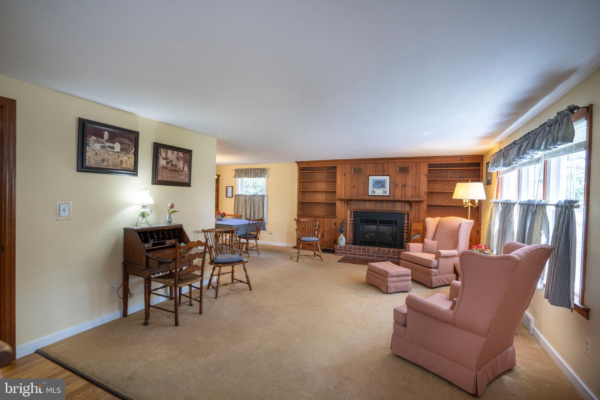 COLLEGE HEIGHTS - Residential