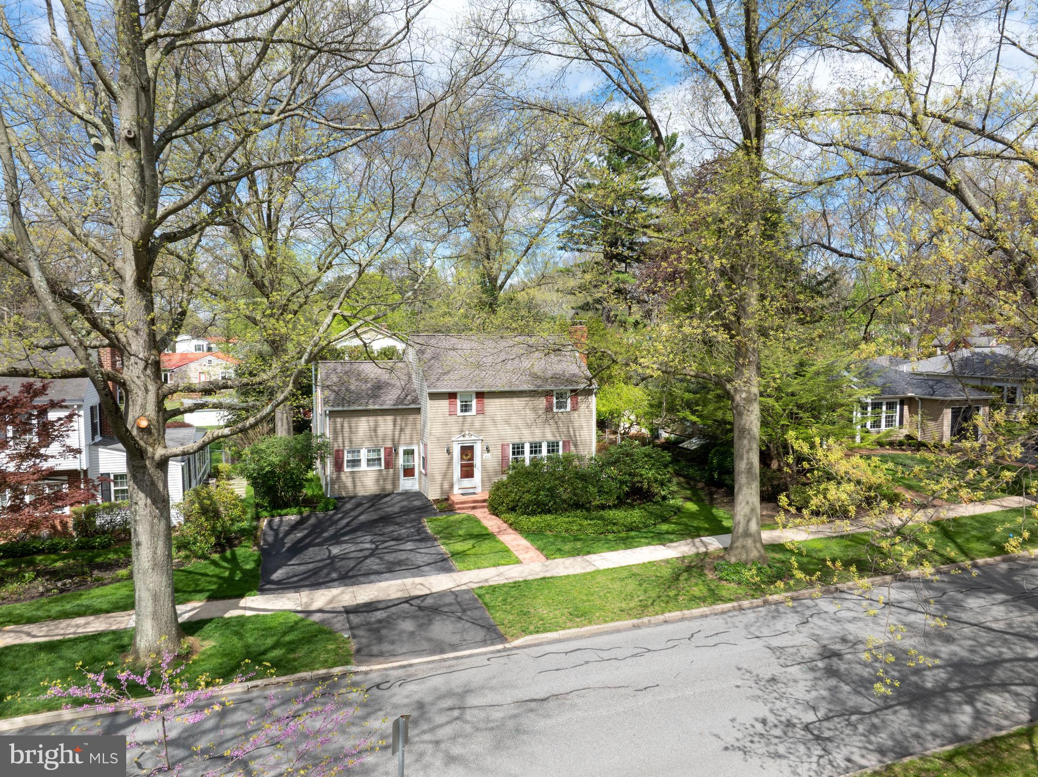 COLLEGE HEIGHTS - Residential