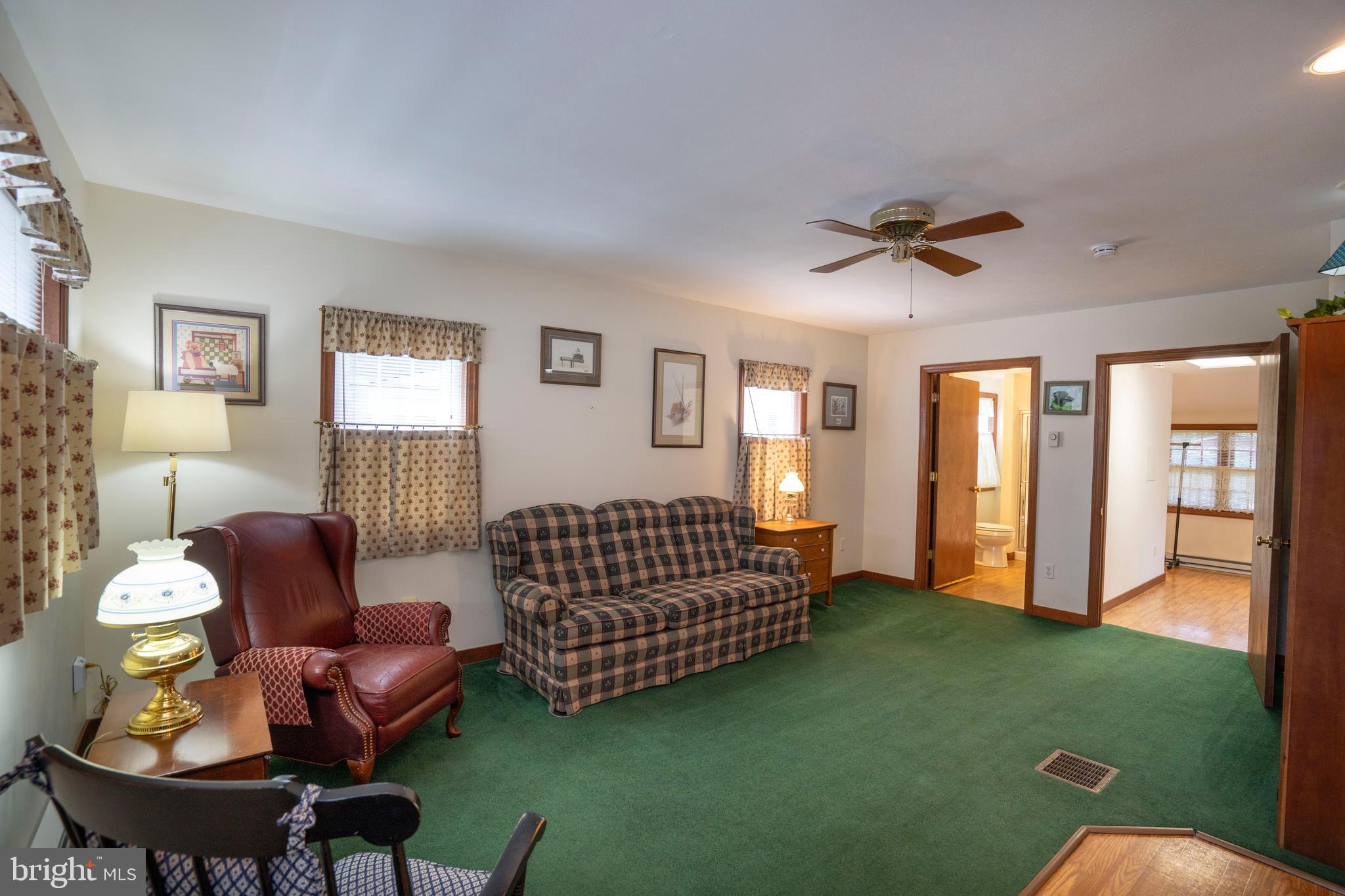 COLLEGE HEIGHTS - Residential