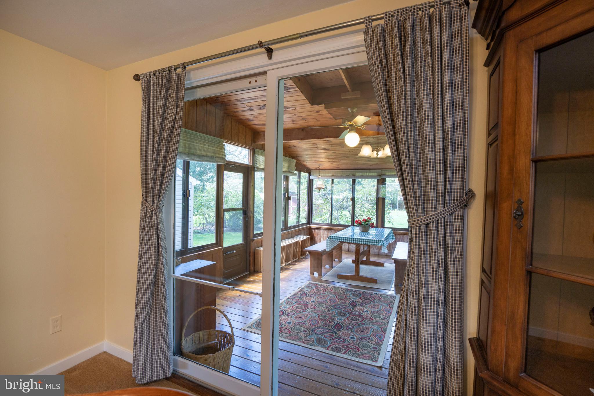 COLLEGE HEIGHTS - Residential