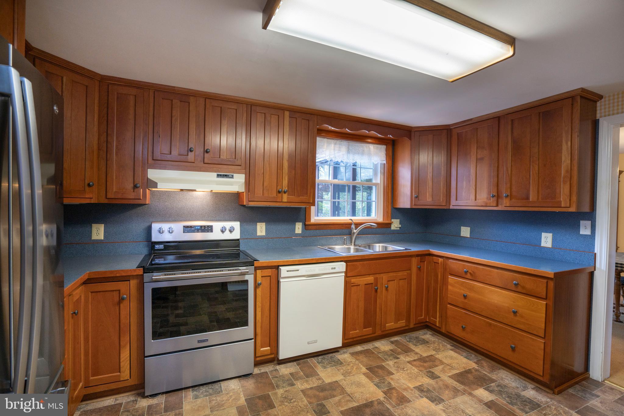 COLLEGE HEIGHTS - Residential