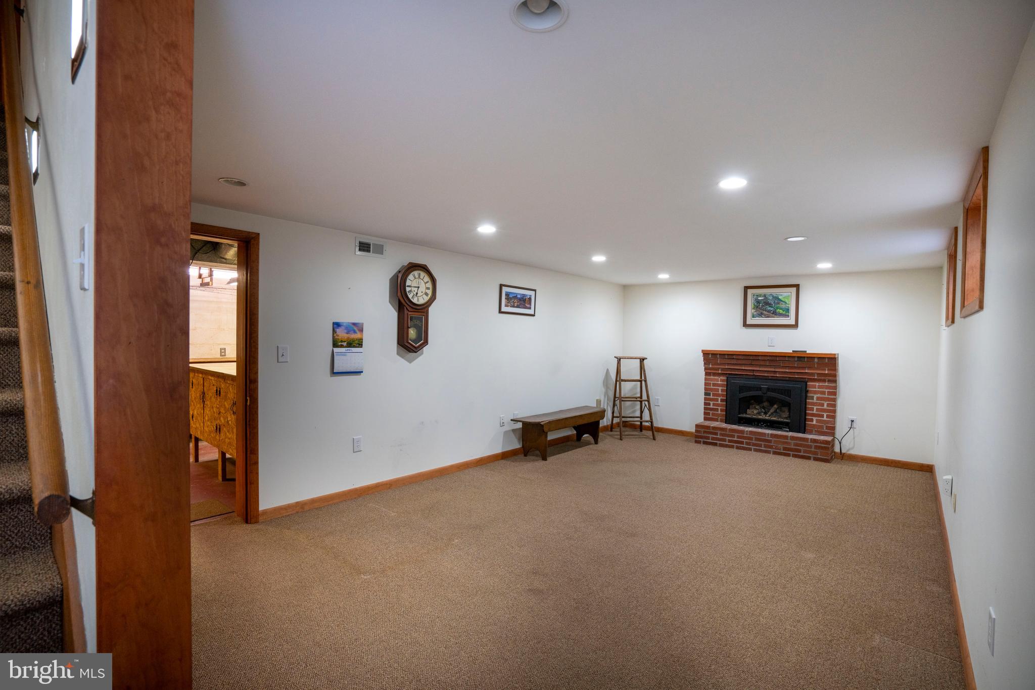 COLLEGE HEIGHTS - Residential