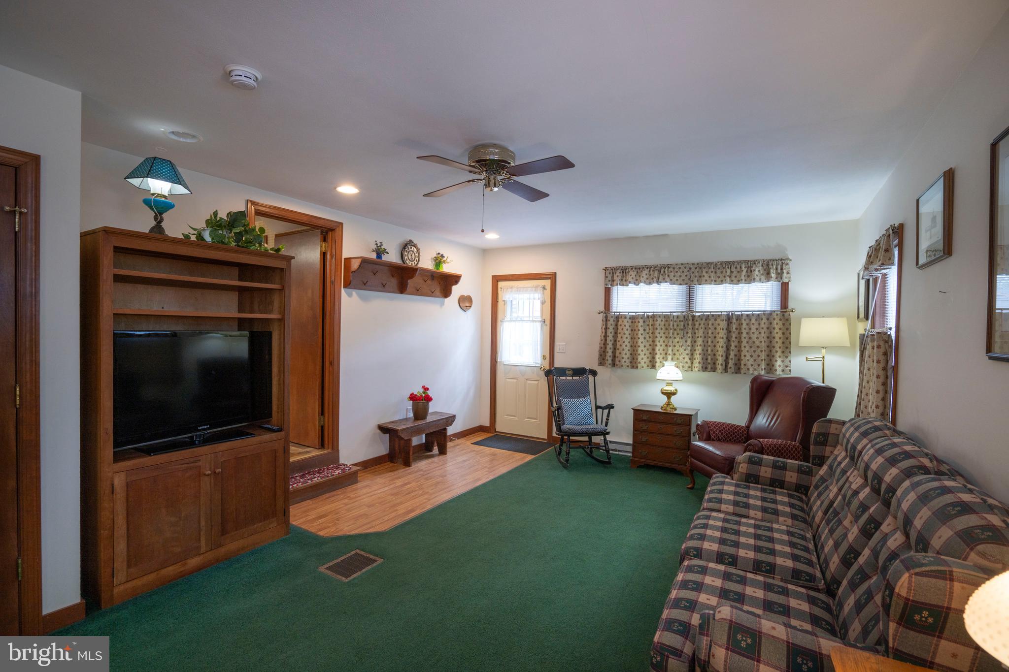 COLLEGE HEIGHTS - Residential