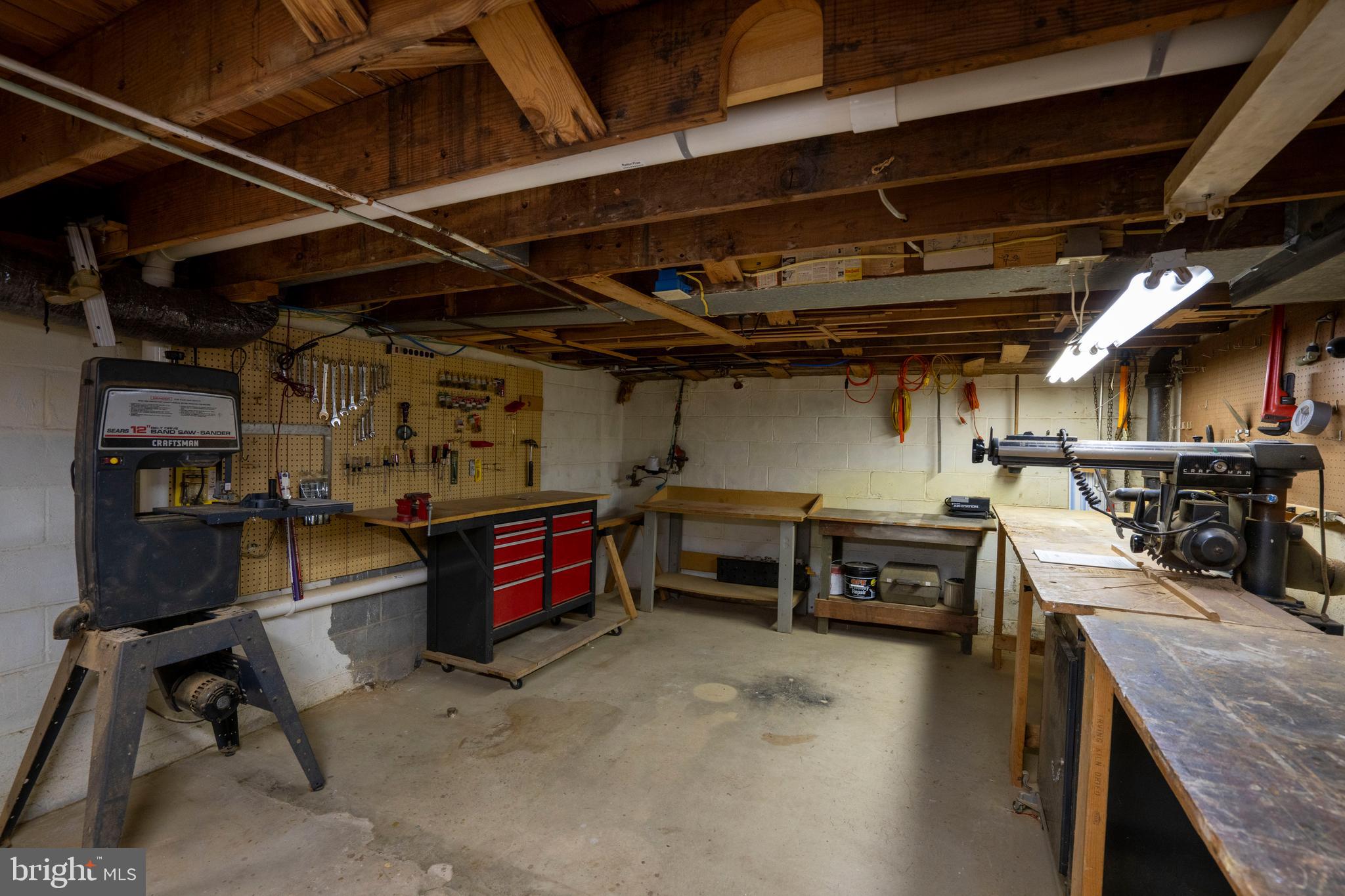 COLLEGE HEIGHTS - Residential