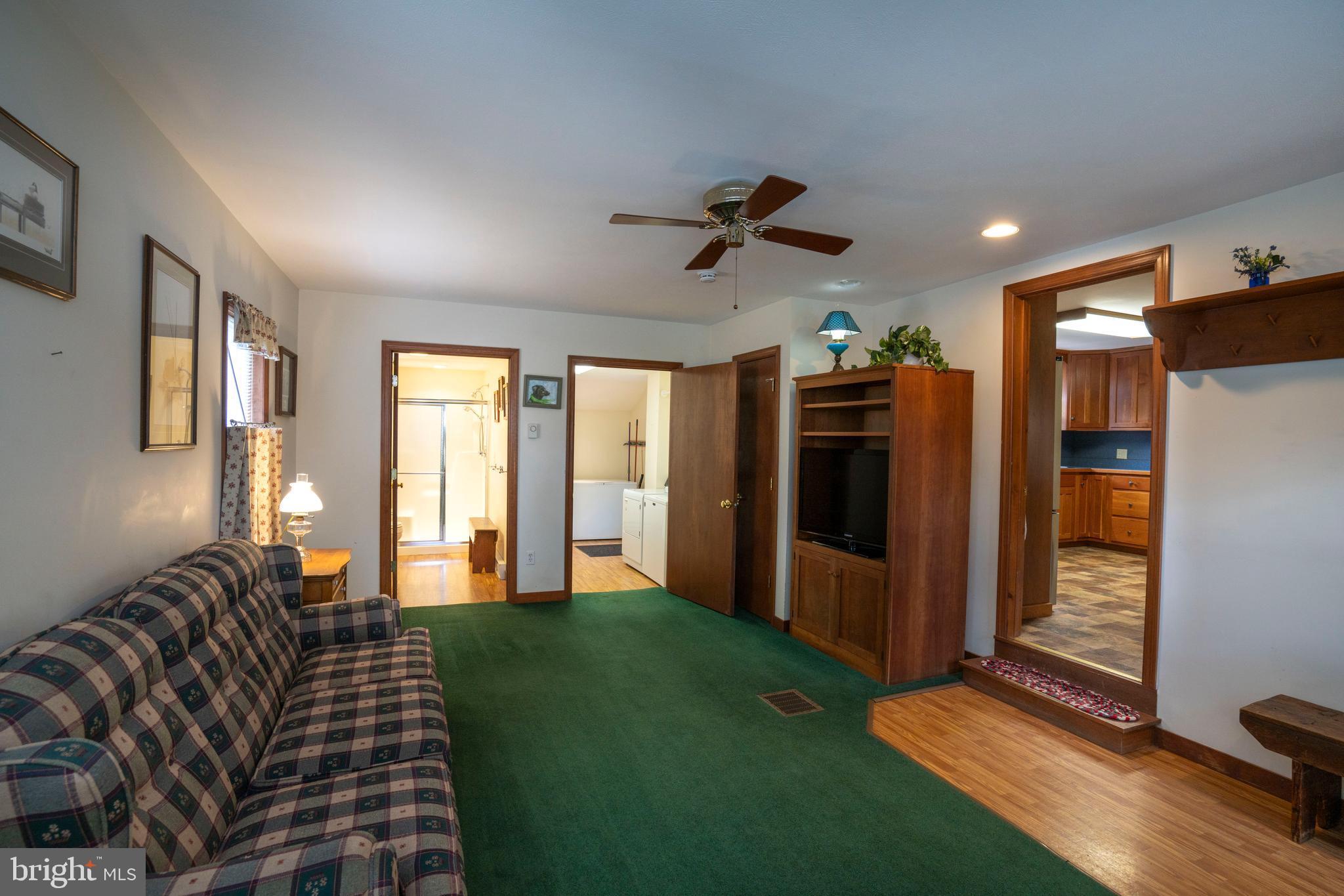 COLLEGE HEIGHTS - Residential