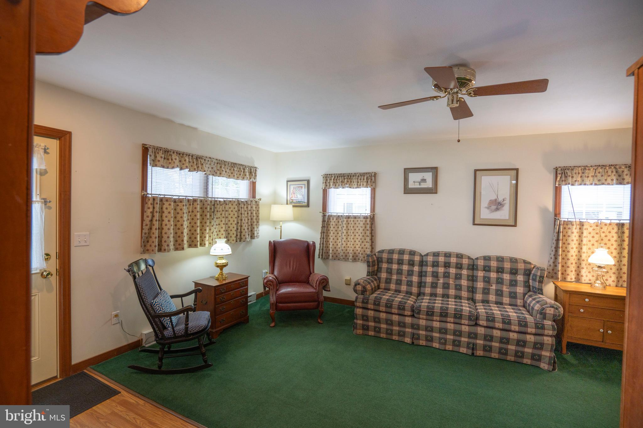 COLLEGE HEIGHTS - Residential