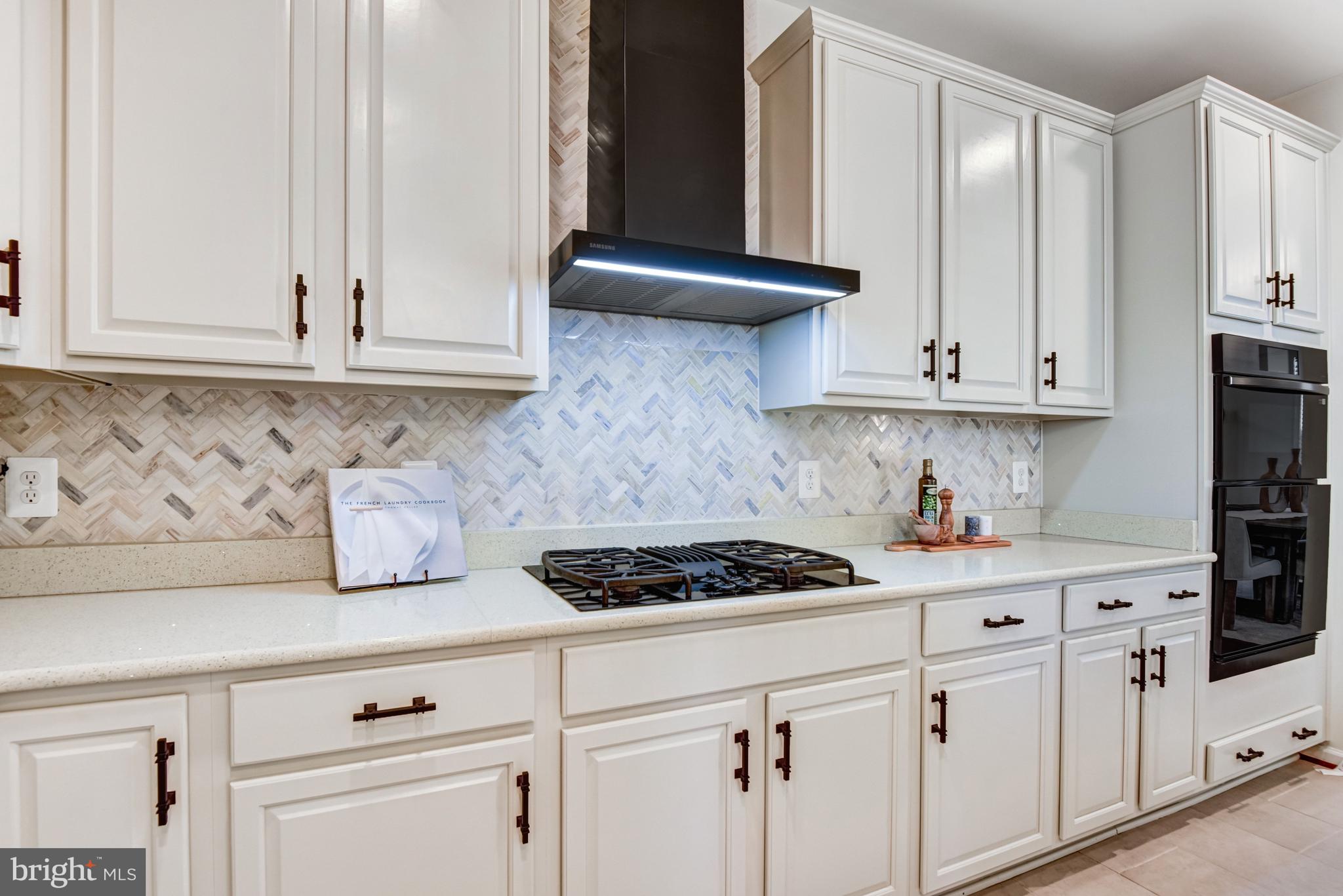 EASTVIEW AT STONE RIDGE - Residential