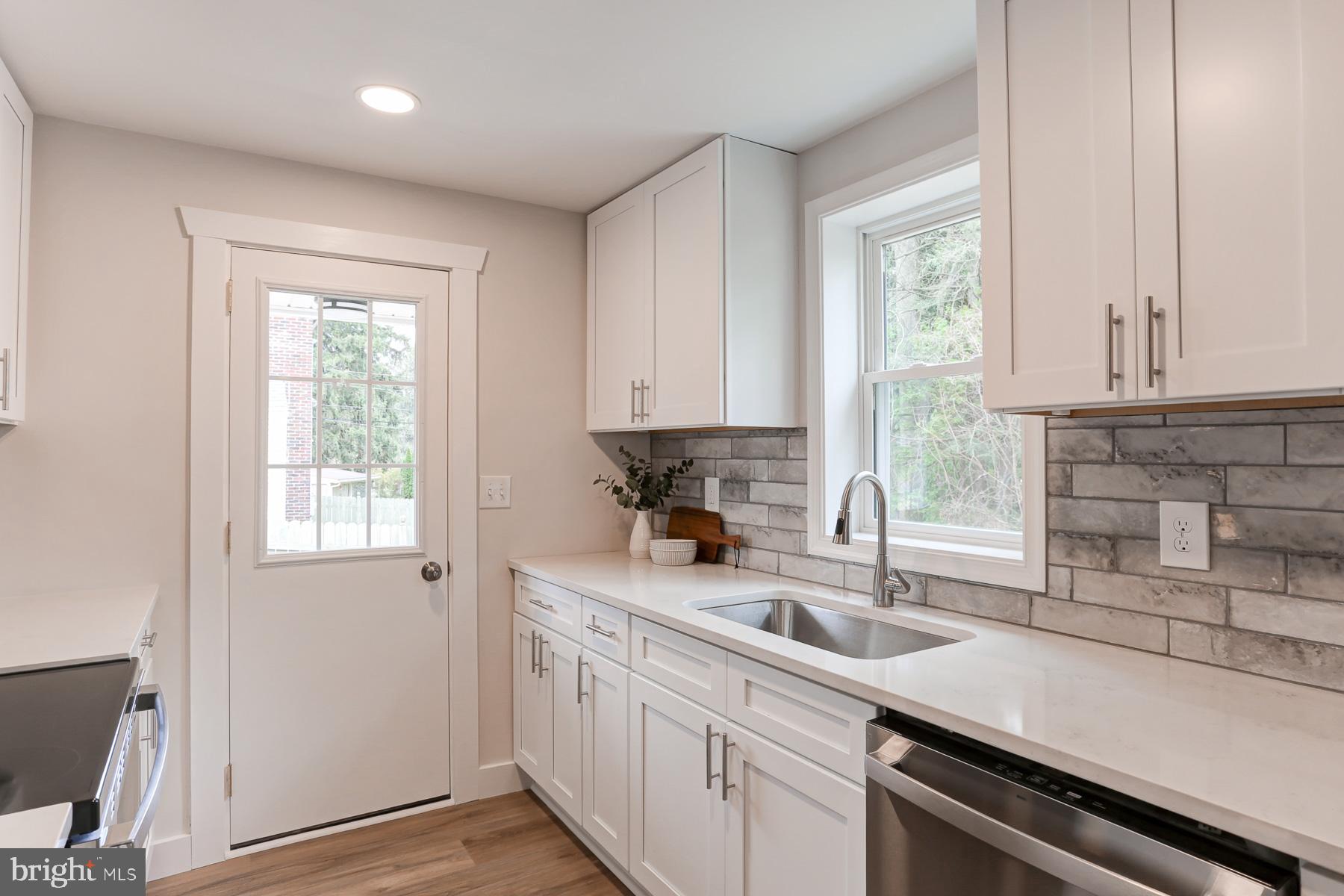 MEADIA HEIGHTS - Residential