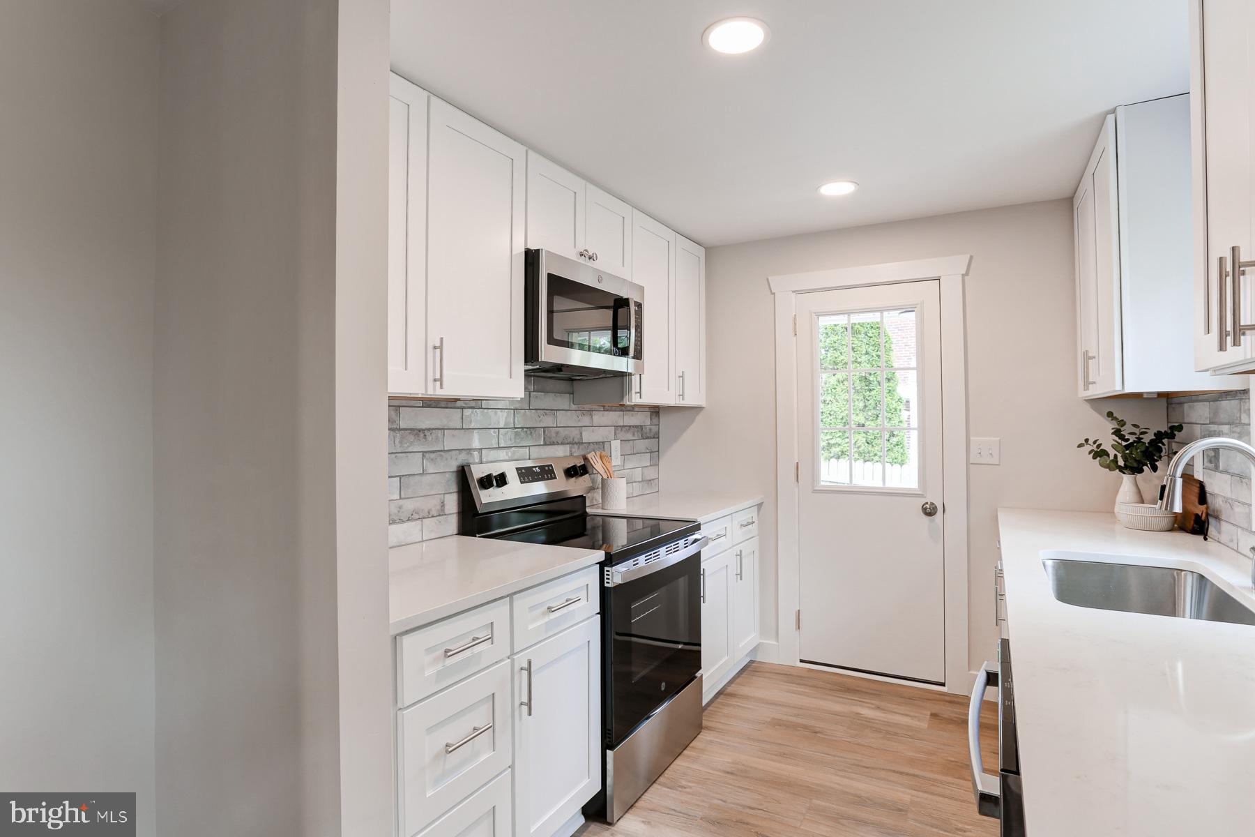 MEADIA HEIGHTS - Residential