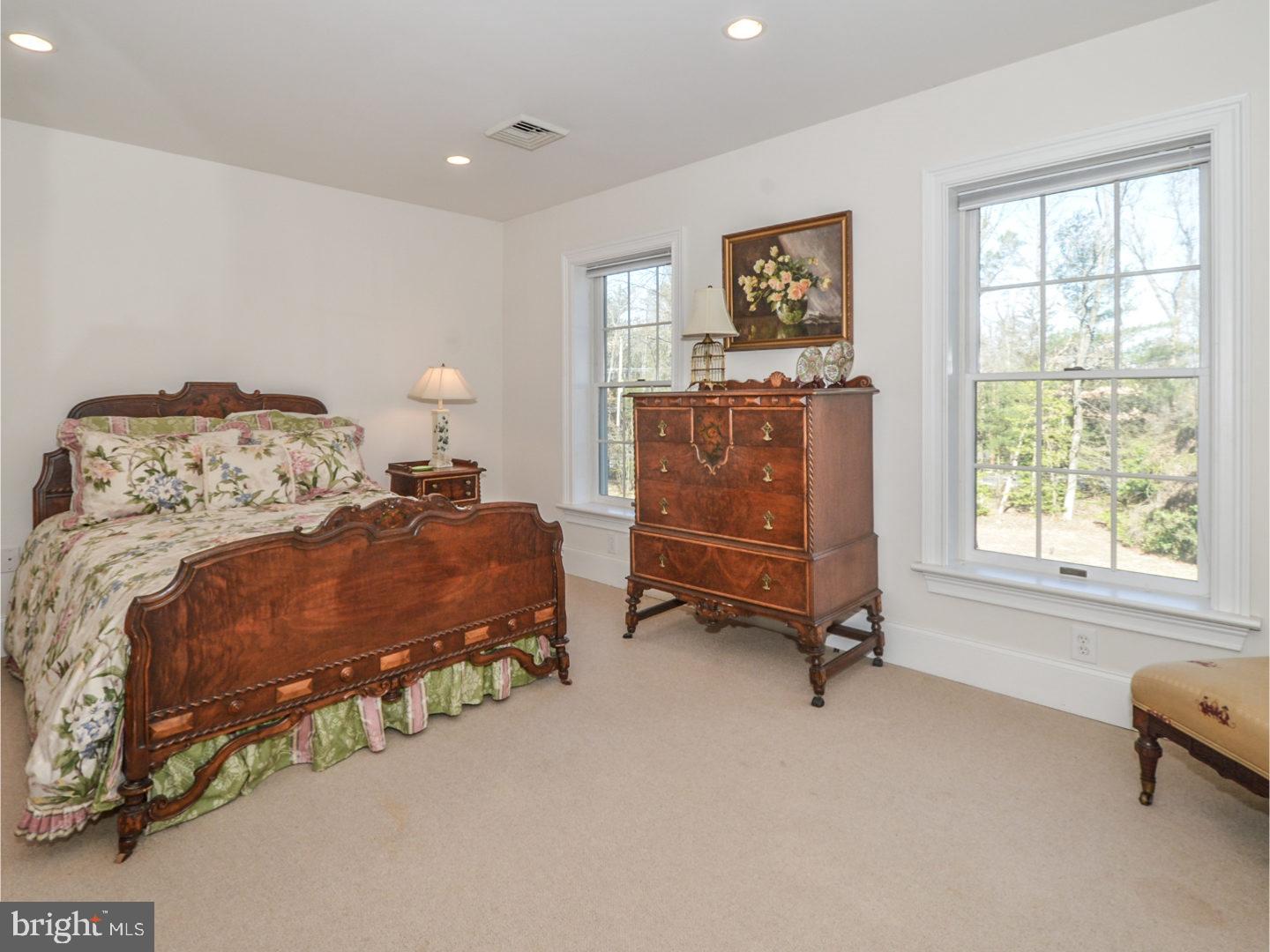 BLUE BELL GLENN - Residential