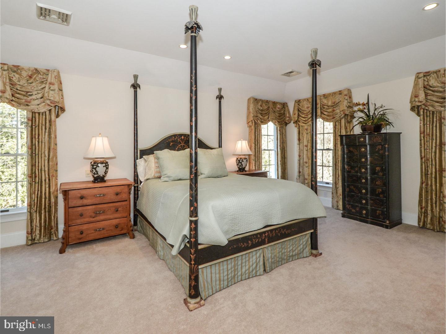 BLUE BELL GLENN - Residential