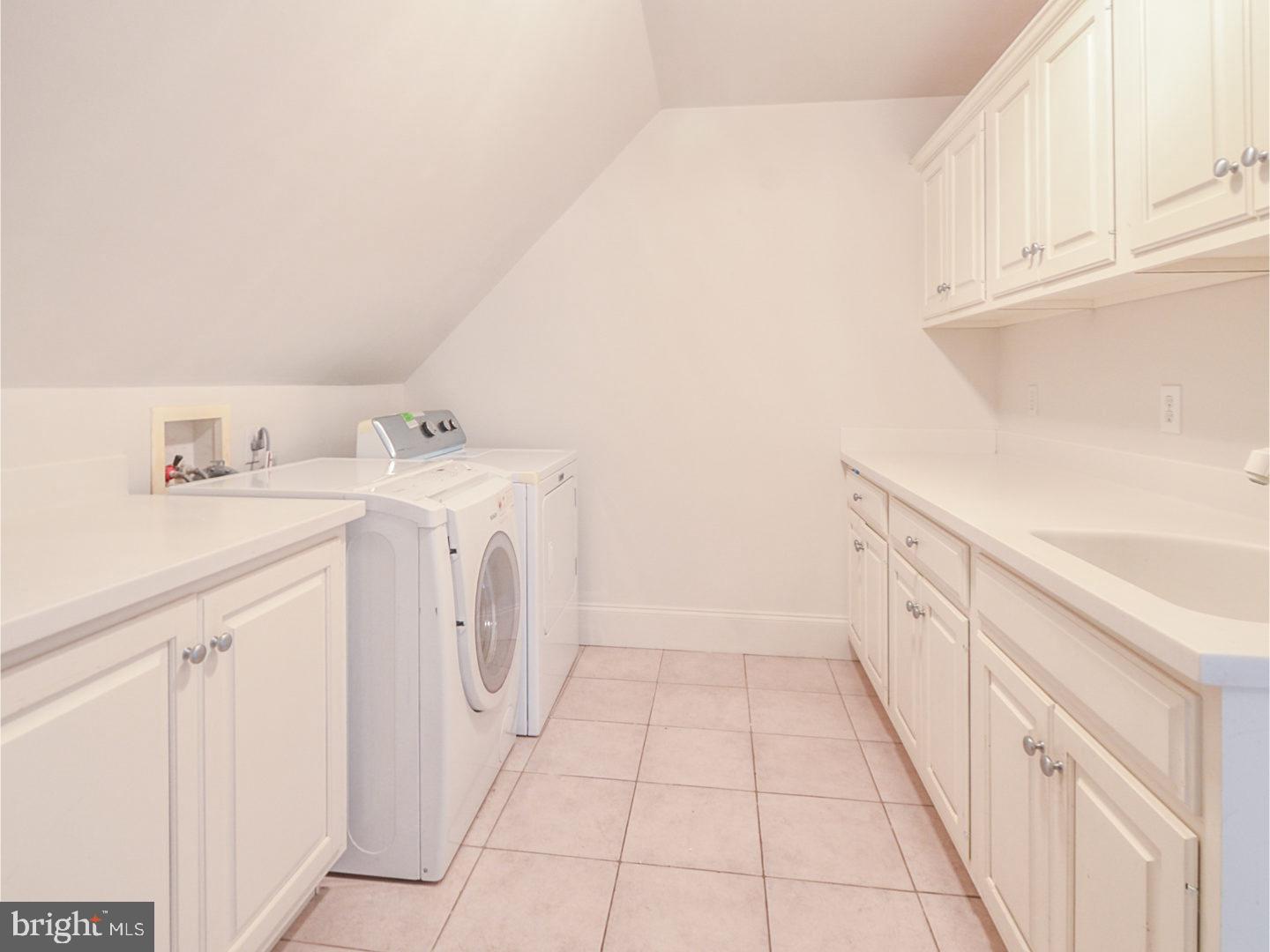 BLUE BELL GLENN - Residential