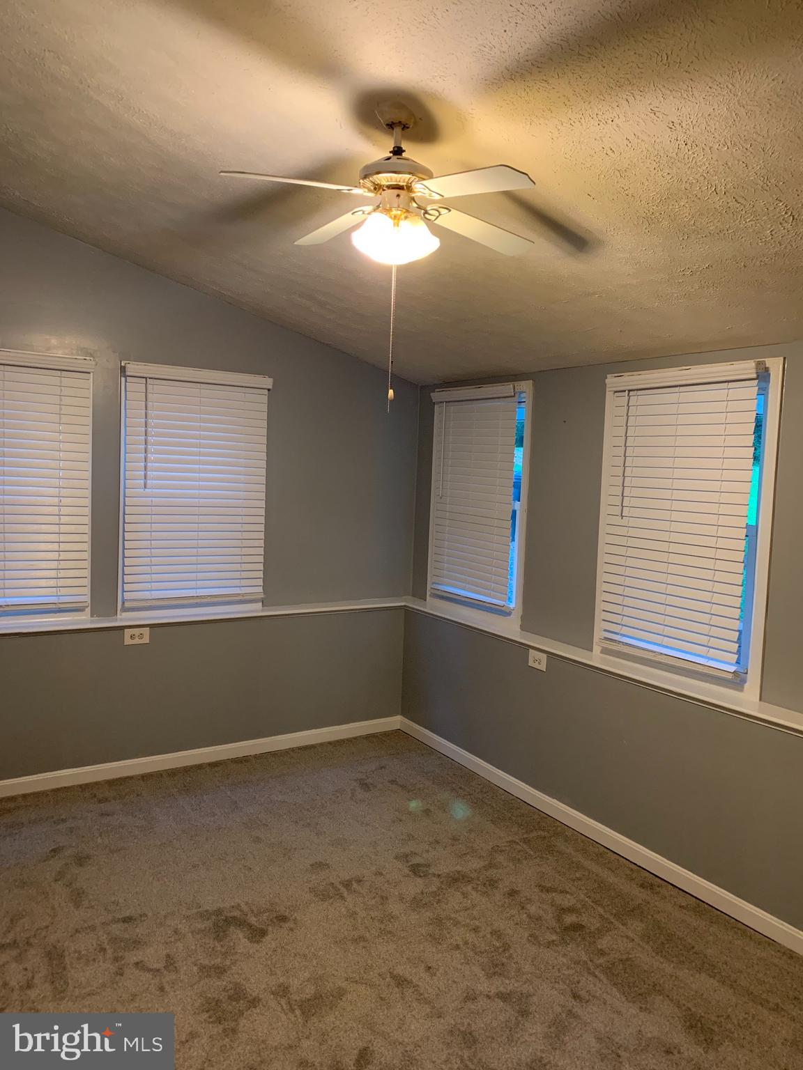 EAGLE HARBOR - Residential