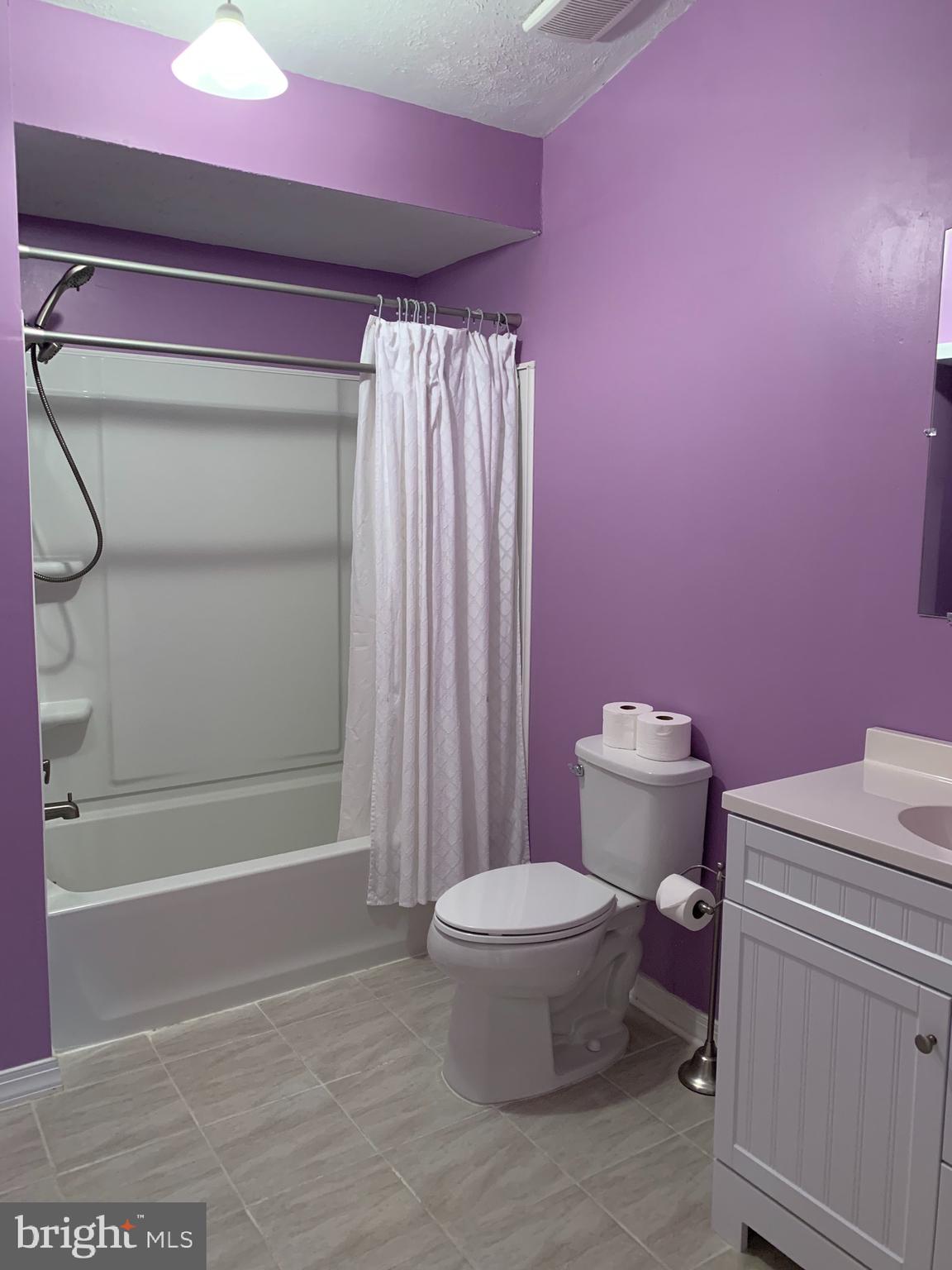 EAGLE HARBOR - Residential