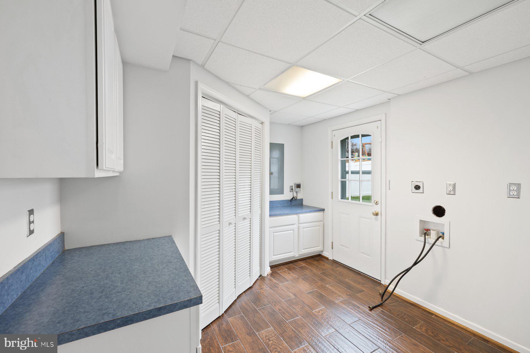 CAVALIER COUNTRY - Residential Lease