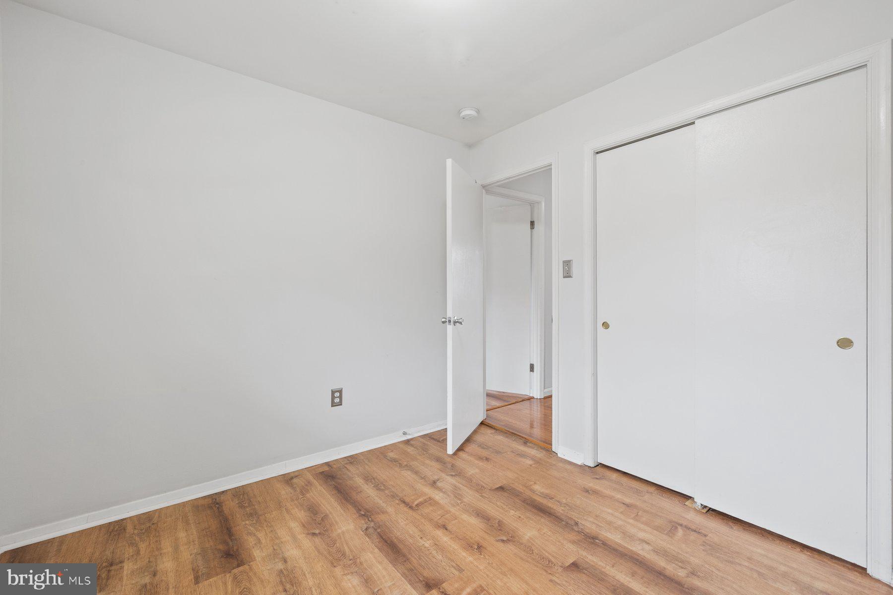 CAVALIER COUNTRY - Residential Lease