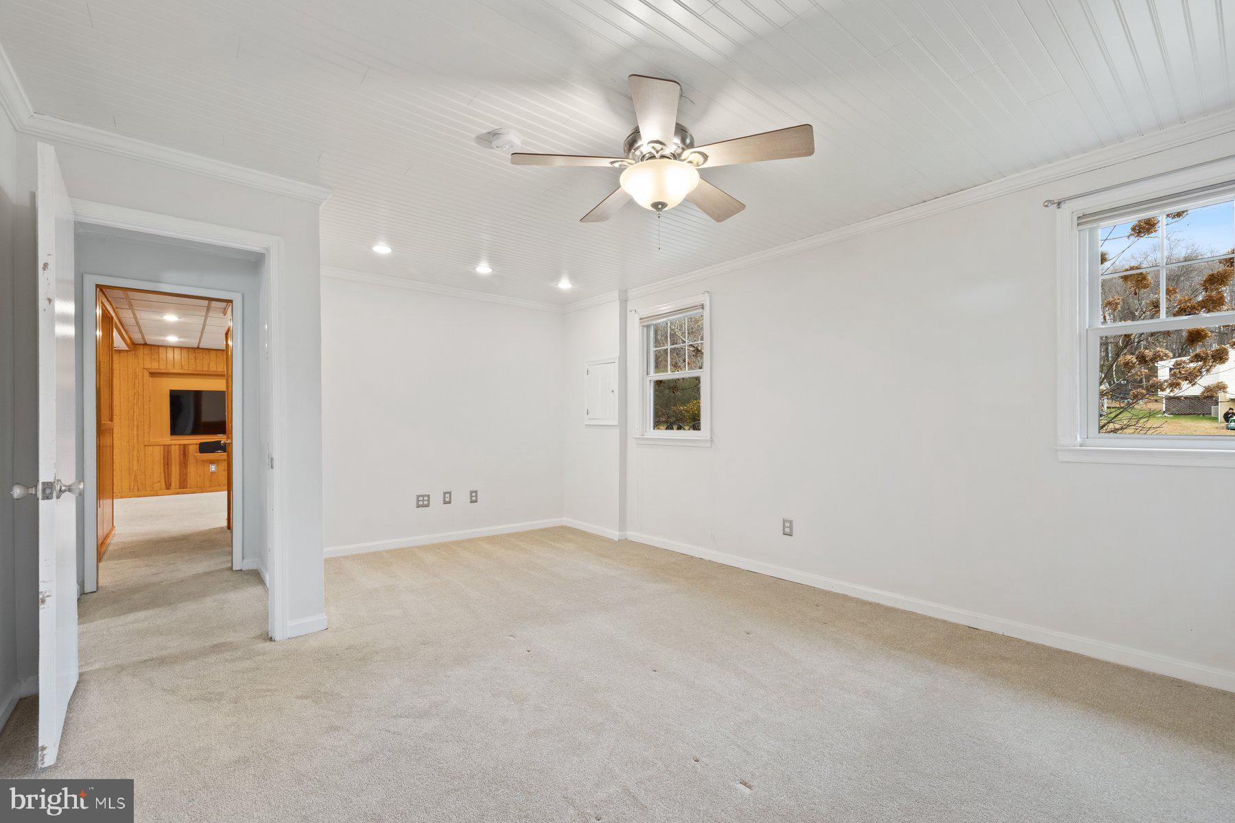 CAVALIER COUNTRY - Residential Lease