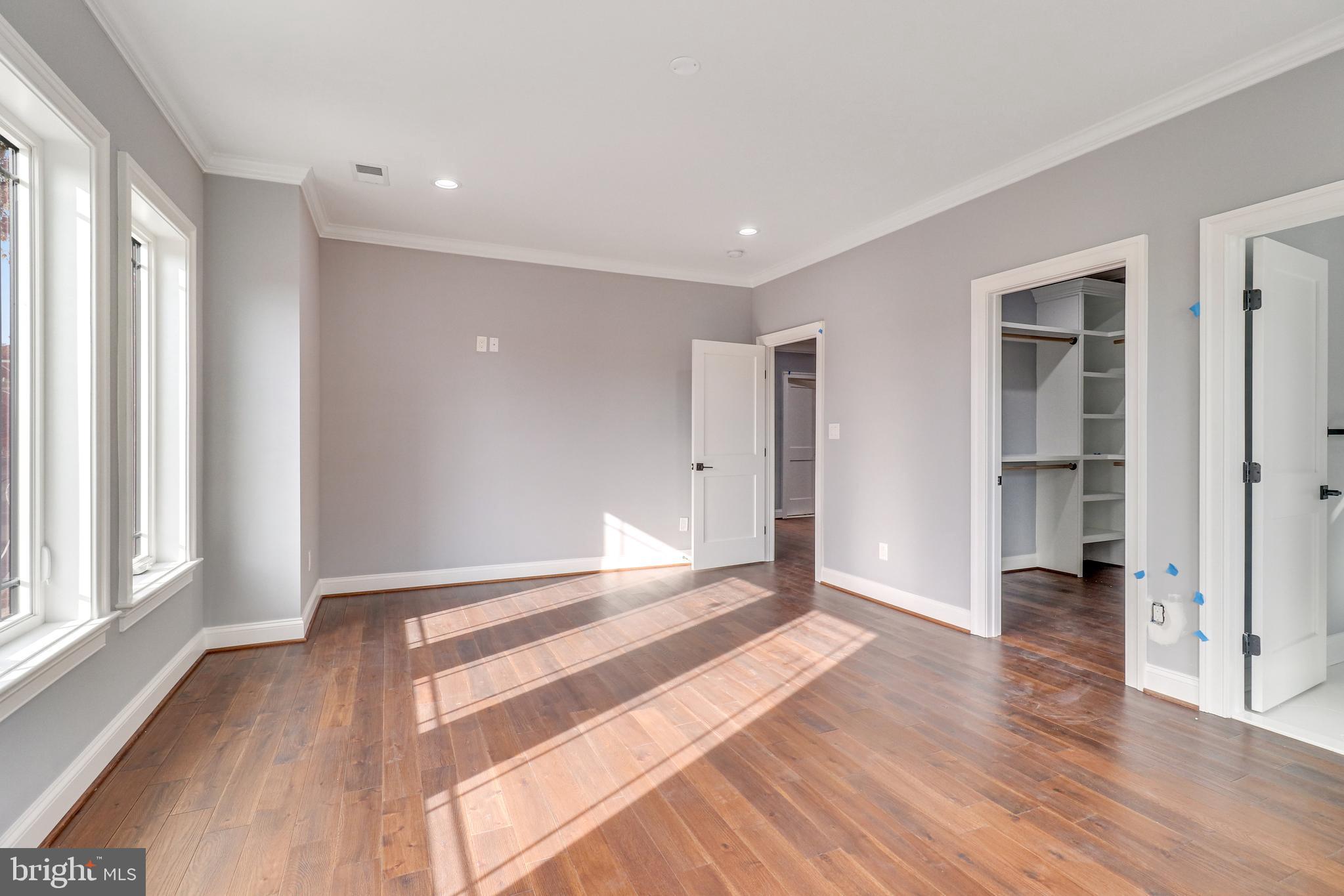 OAKCREST - Residential