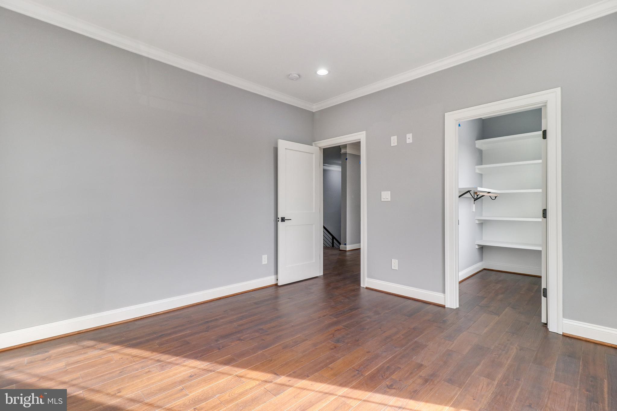 OAKCREST - Residential