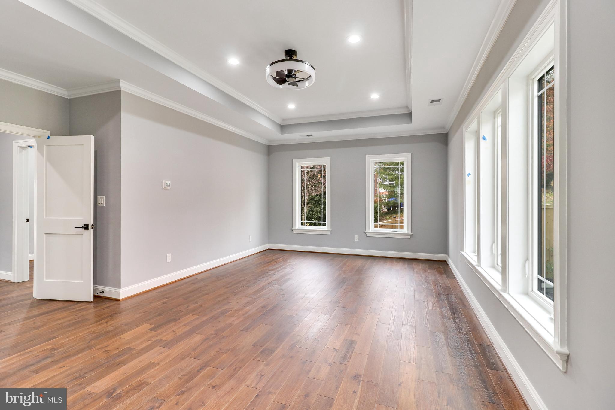 OAKCREST - Residential