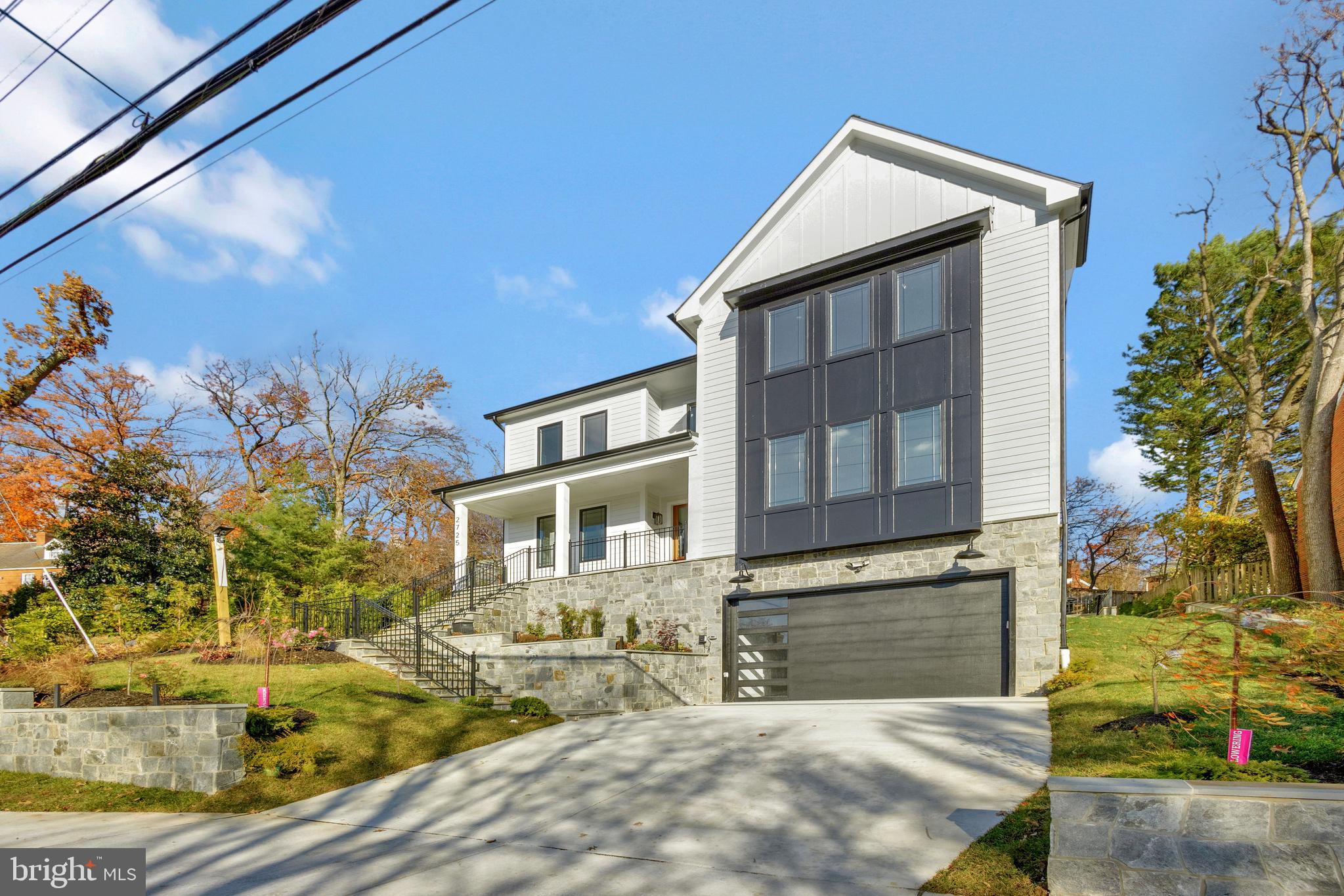 OAKCREST - Residential