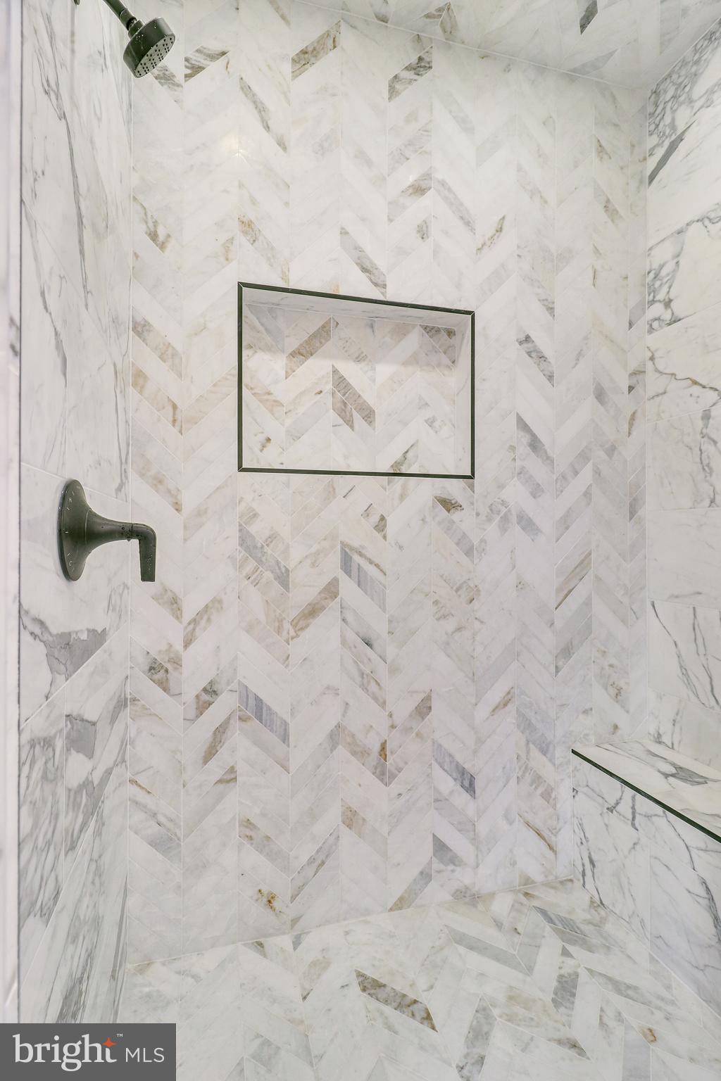 OAKCREST - Residential