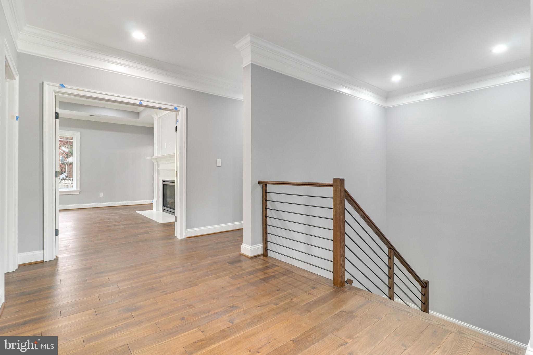 OAKCREST - Residential