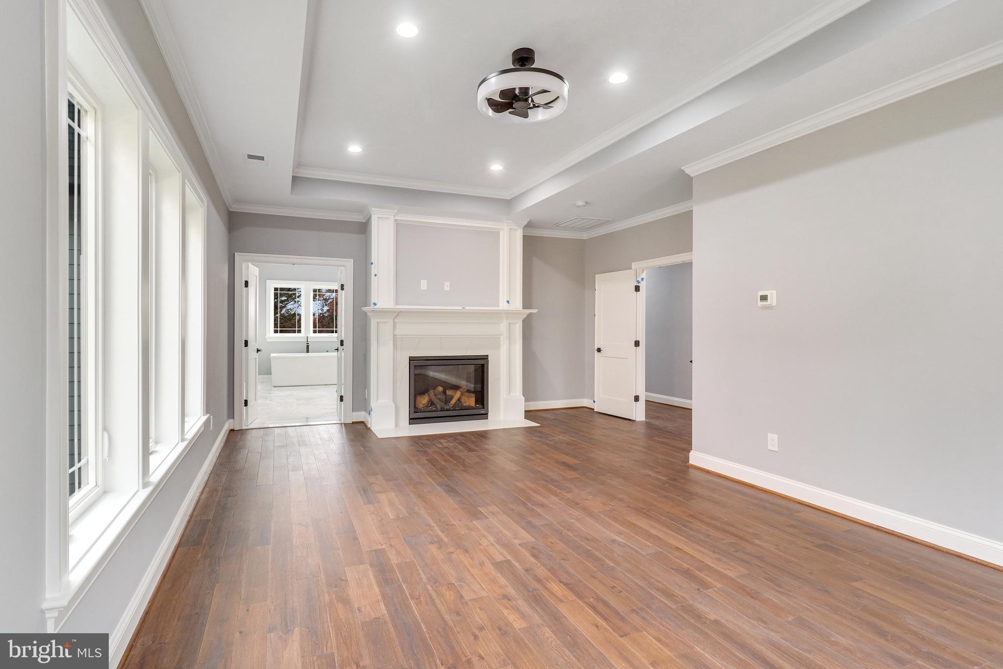 OAKCREST - Residential