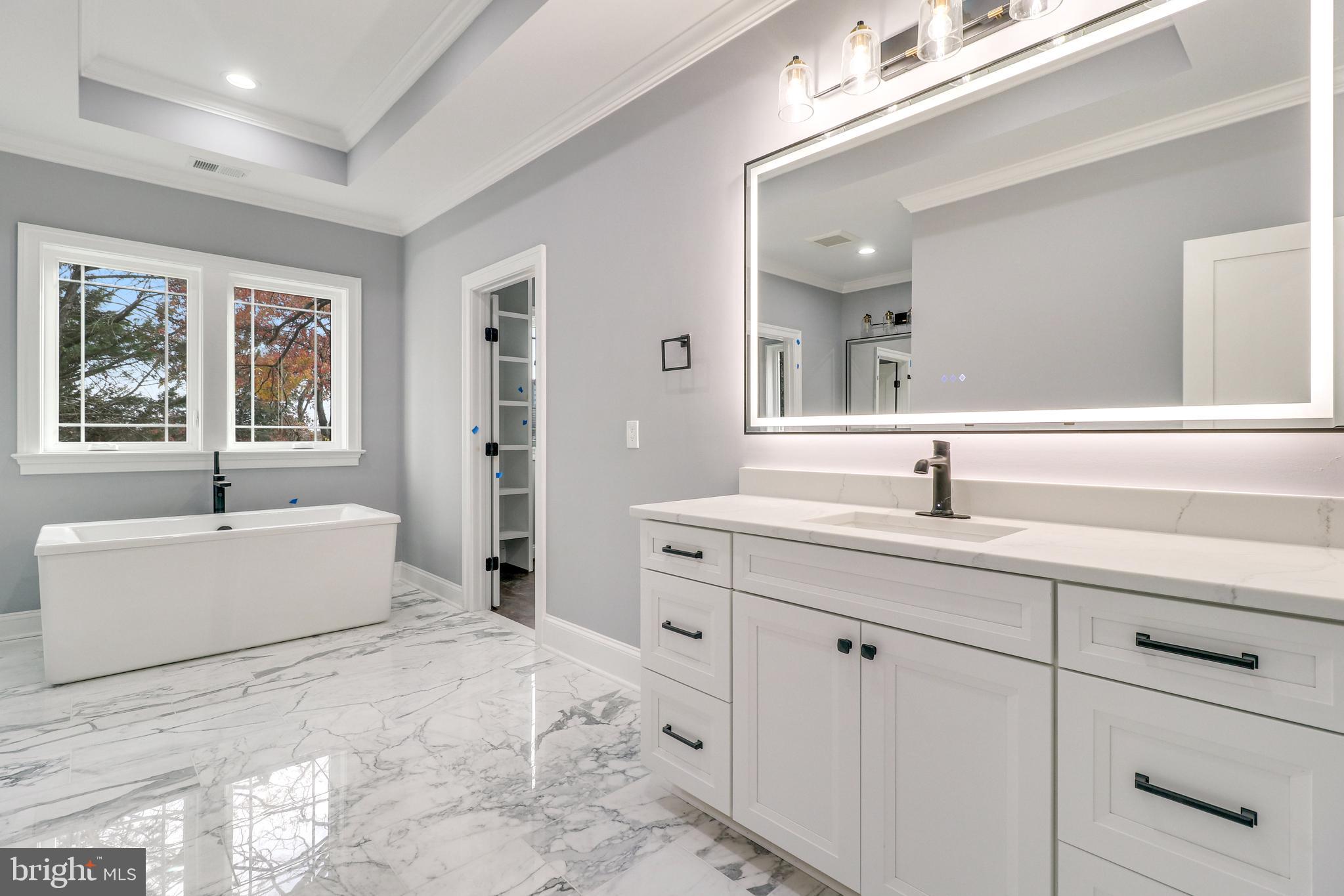 OAKCREST - Residential