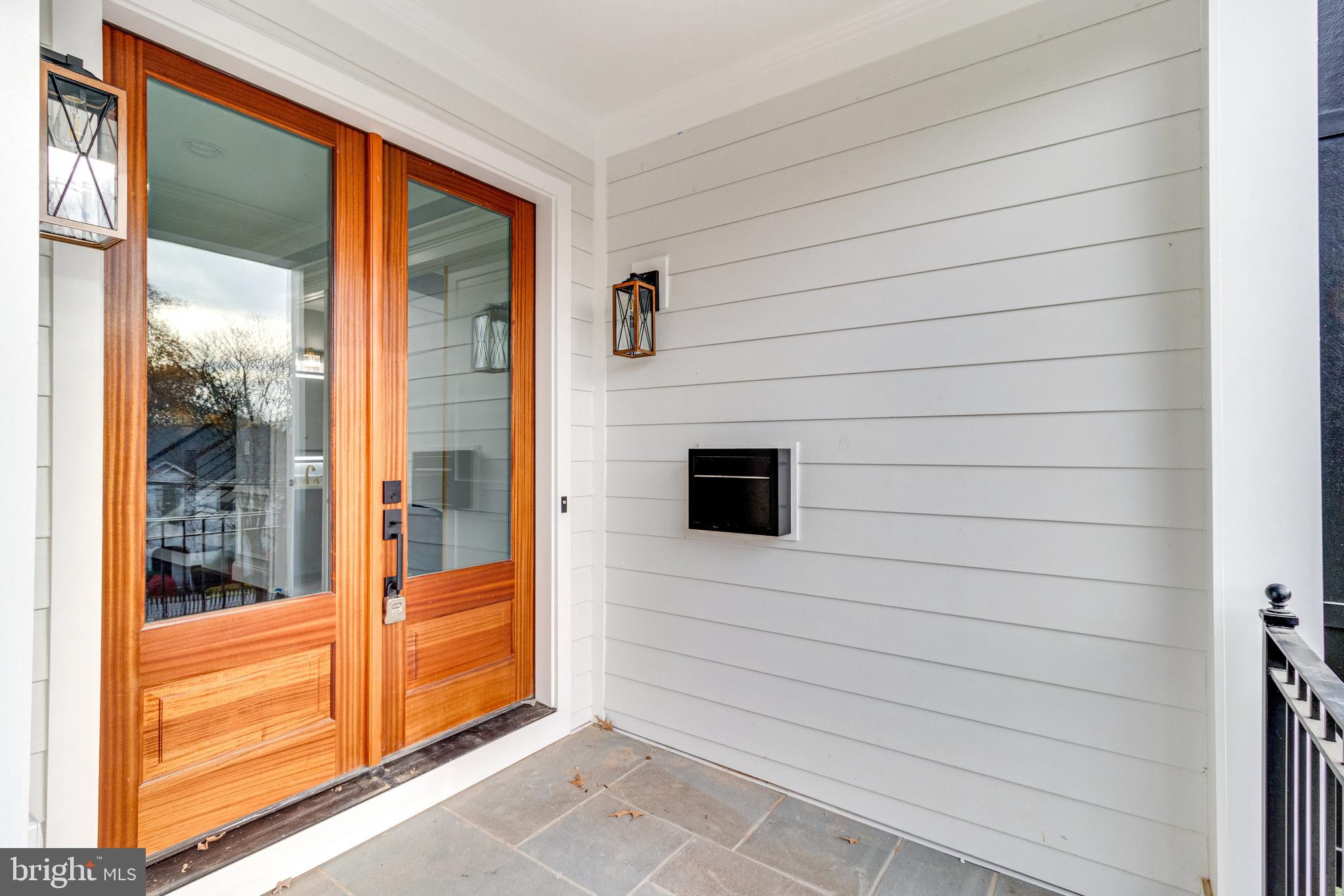 OAKCREST - Residential