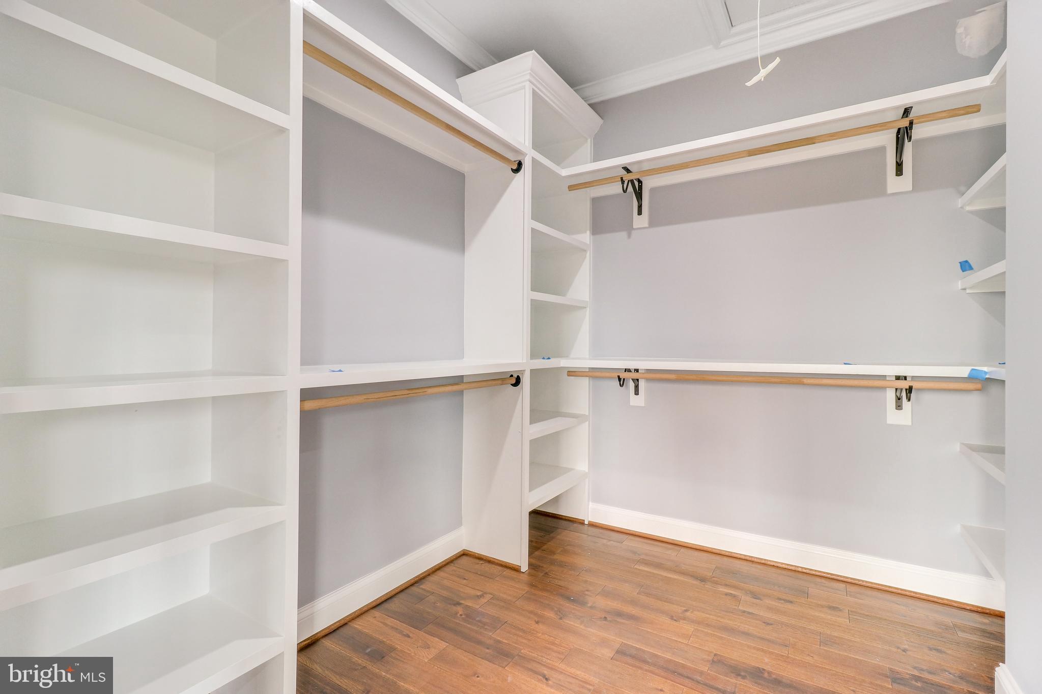 OAKCREST - Residential