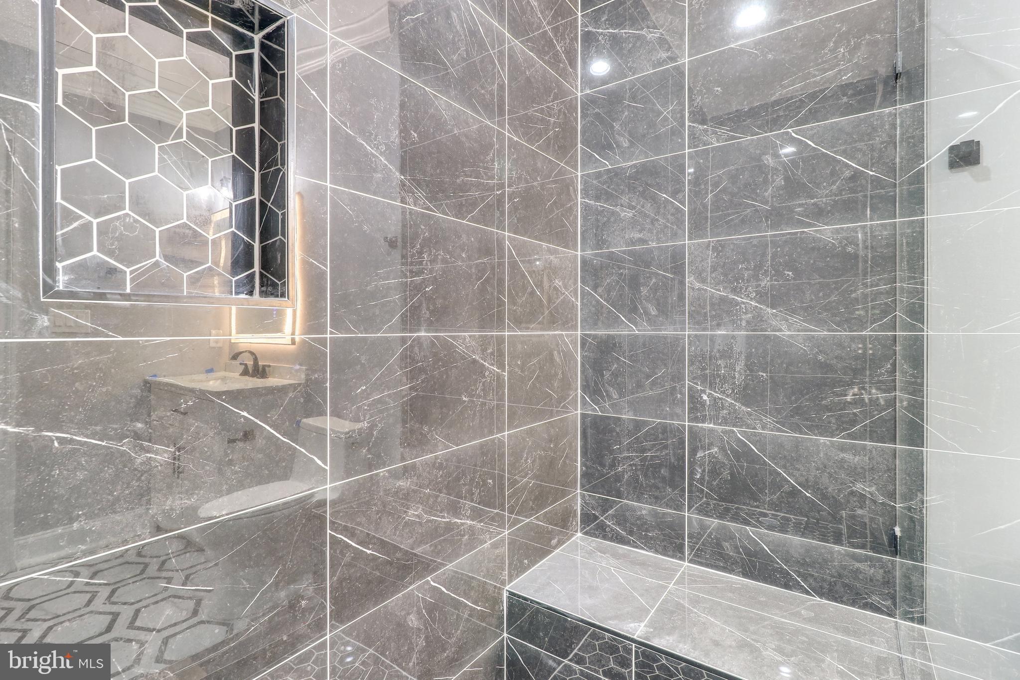 OAKCREST - Residential