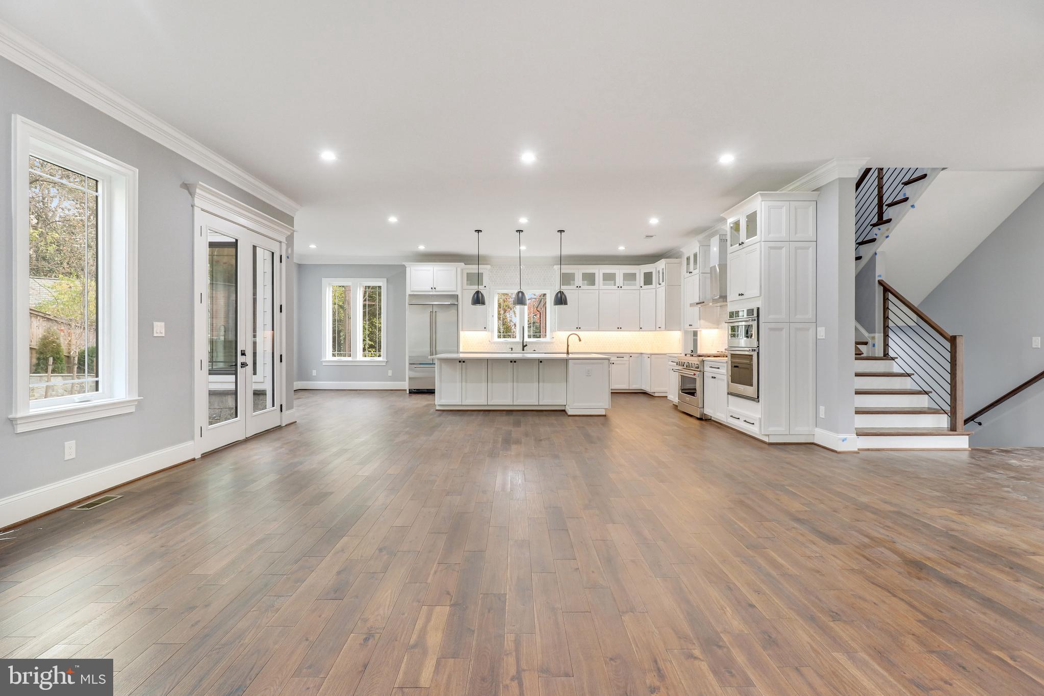 OAKCREST - Residential