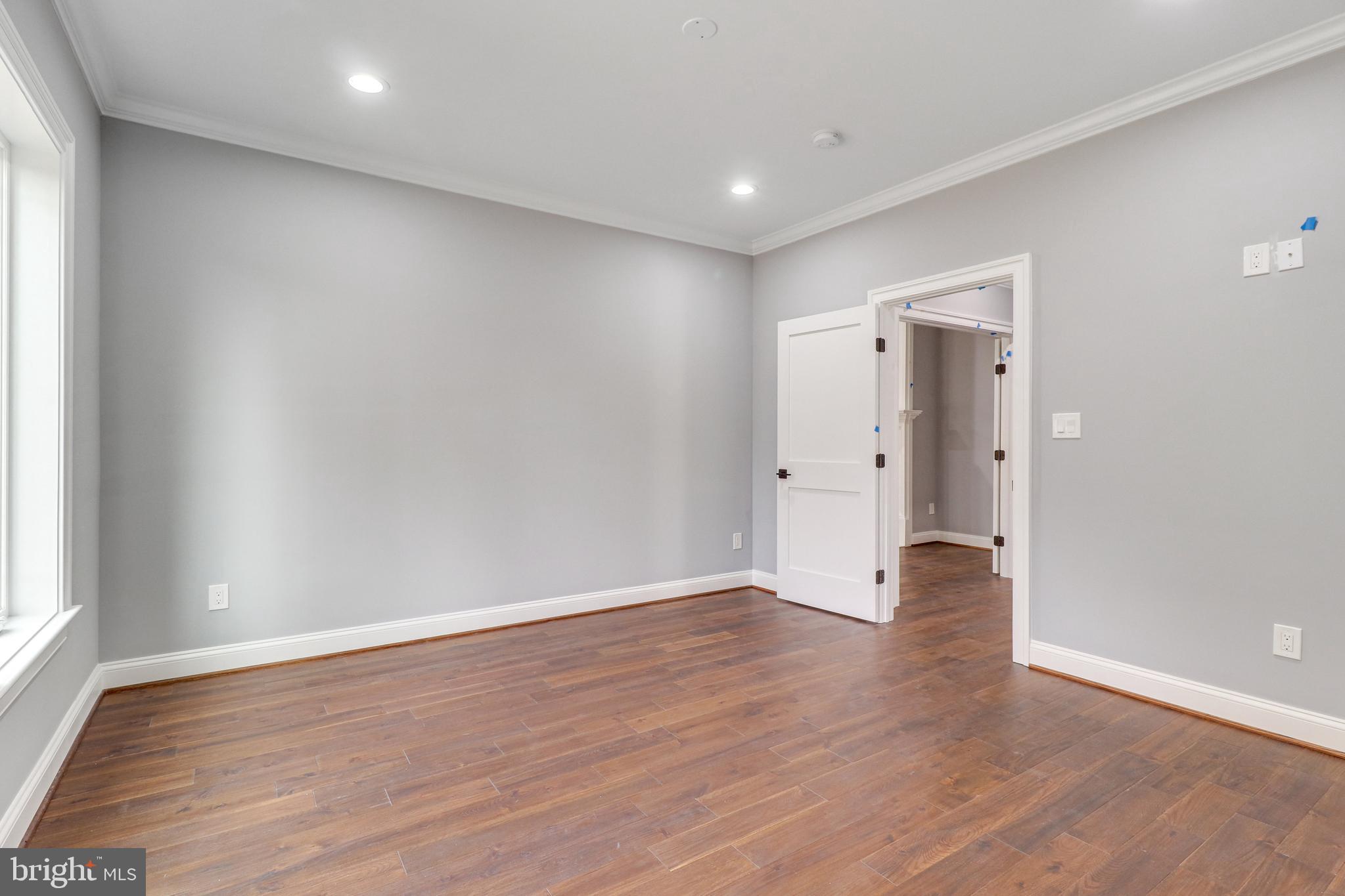 OAKCREST - Residential