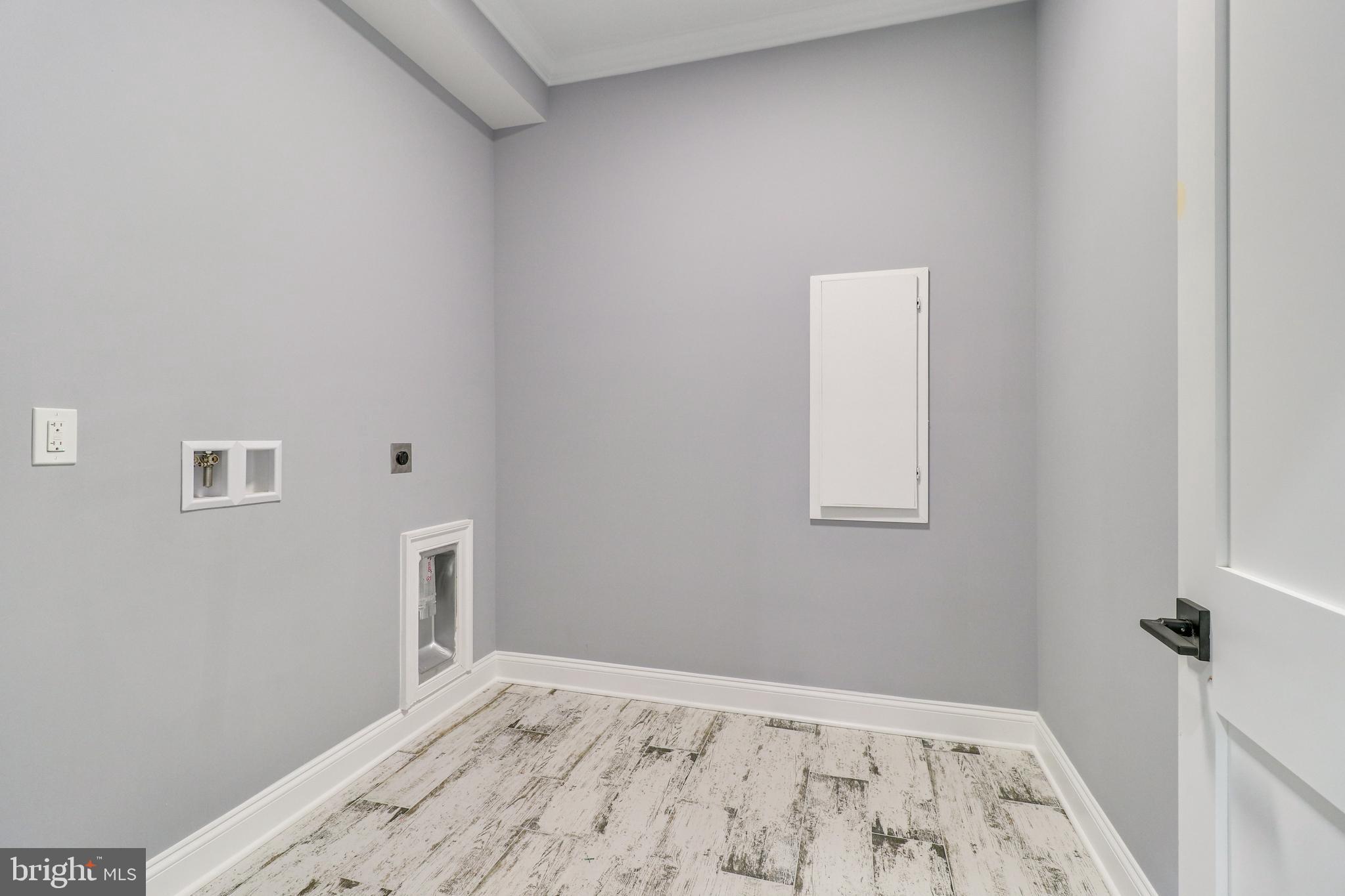 OAKCREST - Residential